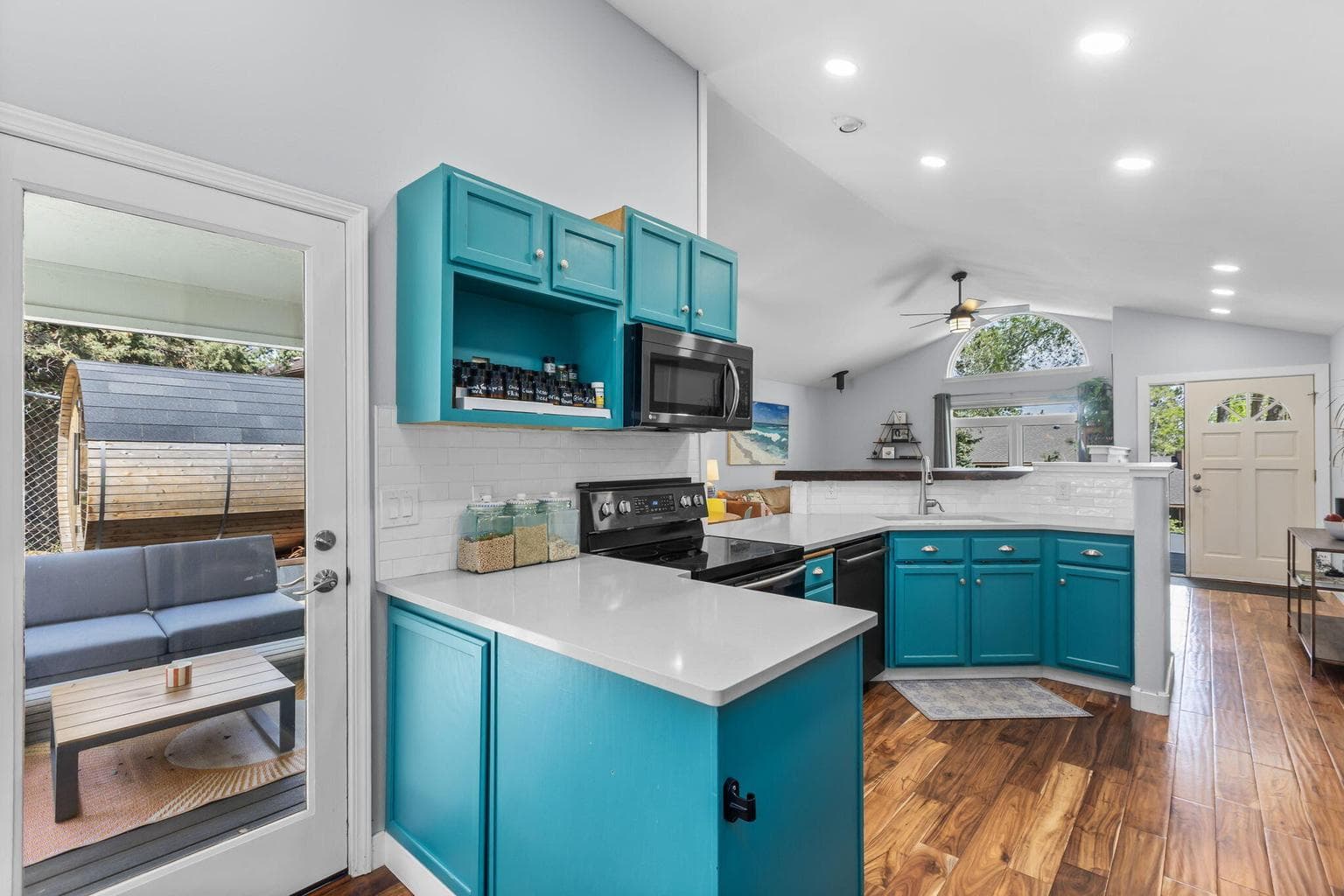 Photo of 2807 NE Lotno Drive 12 of 36