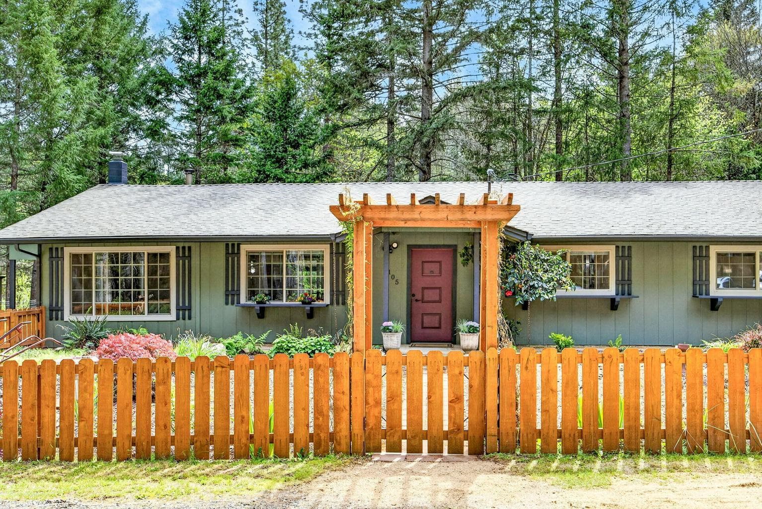 9105 Evans Creek
