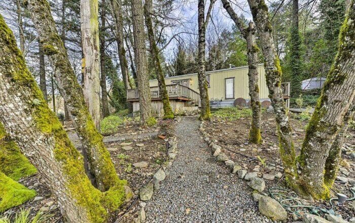 7949 Rogue River