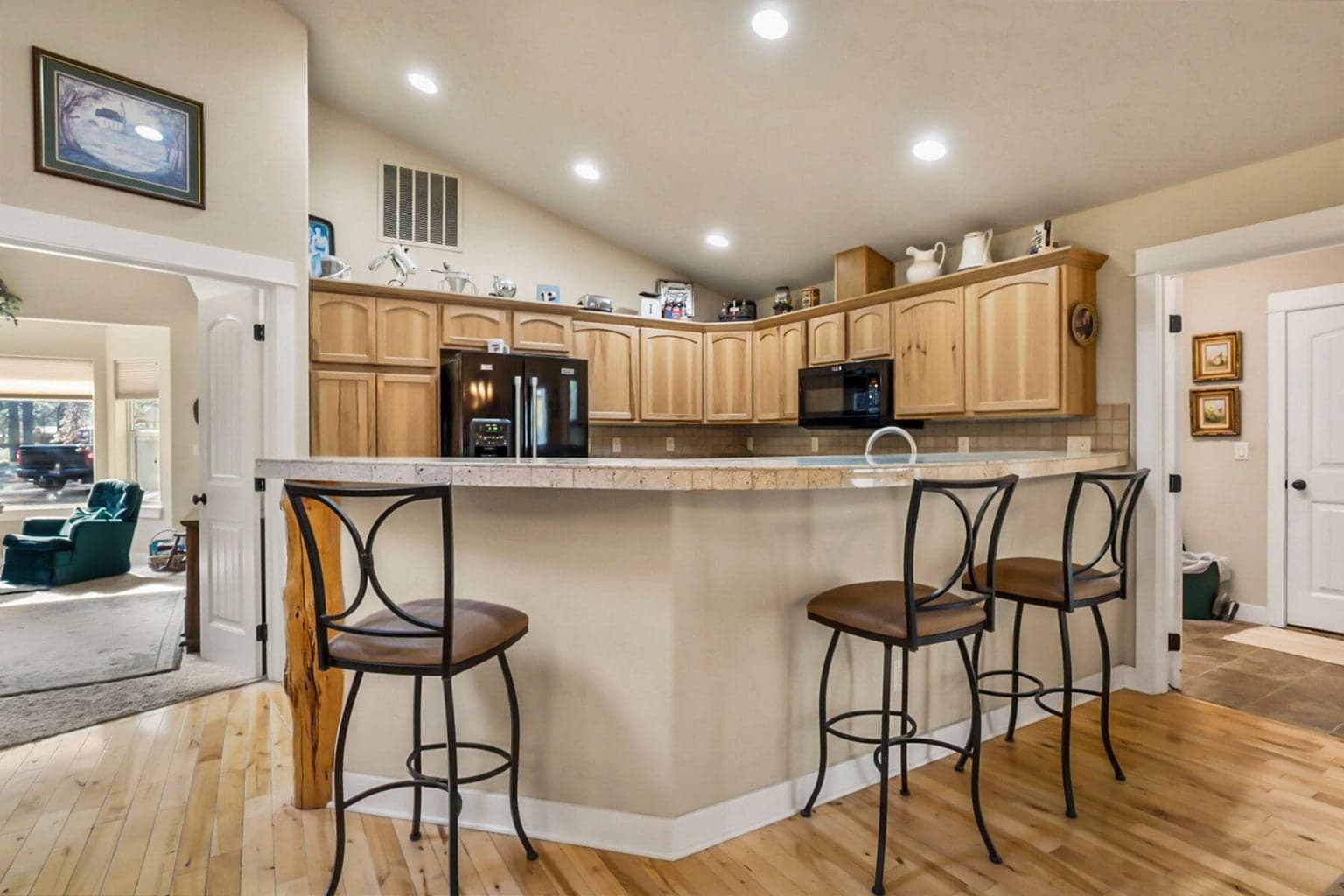 Photo of 17048 Norwalk Road 11 of 36