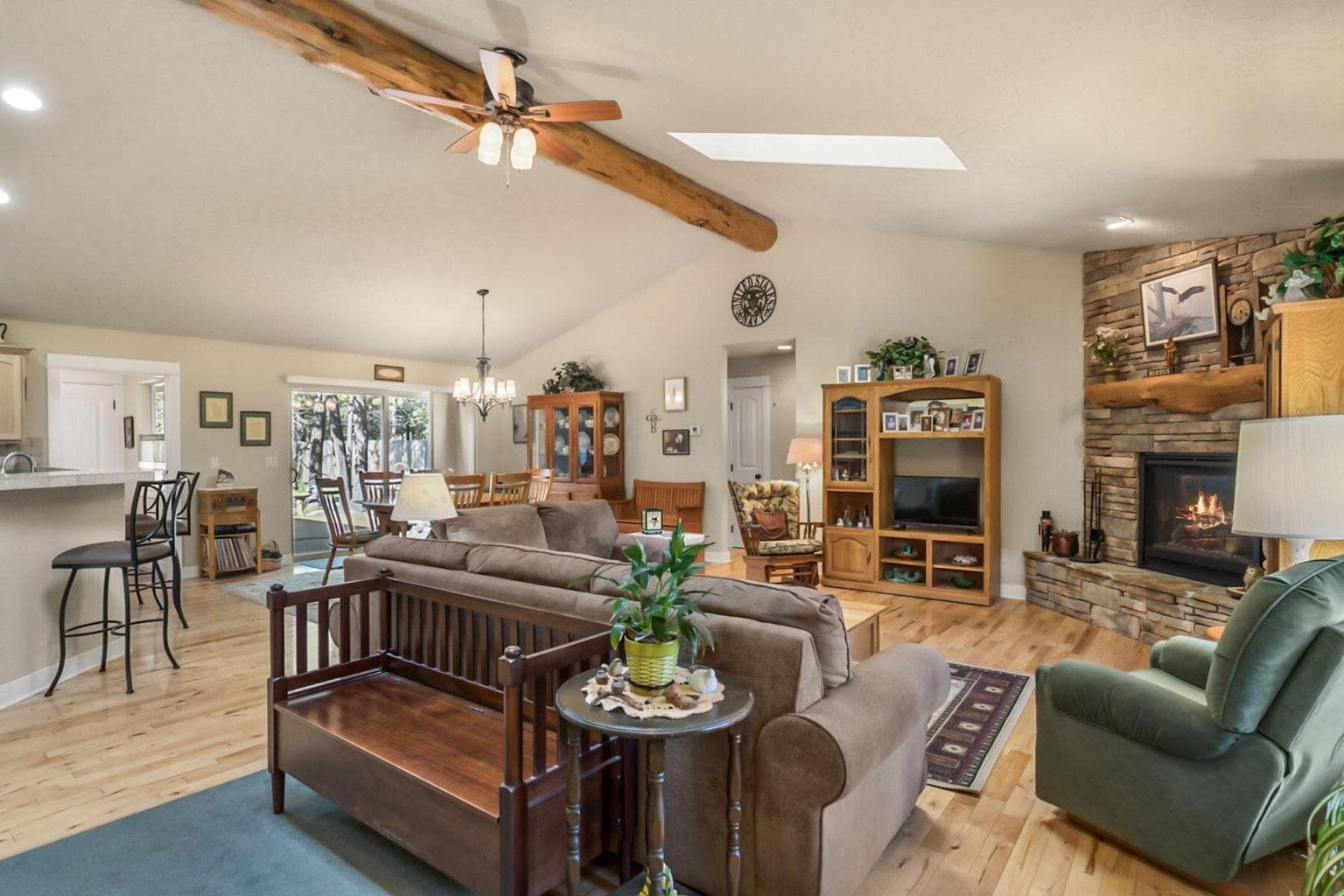Photo of 17048 Norwalk 4 of 36