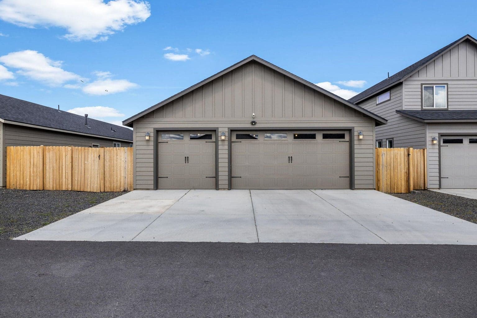 Photo of 3754 SW Metolius Avenue 27 of 29