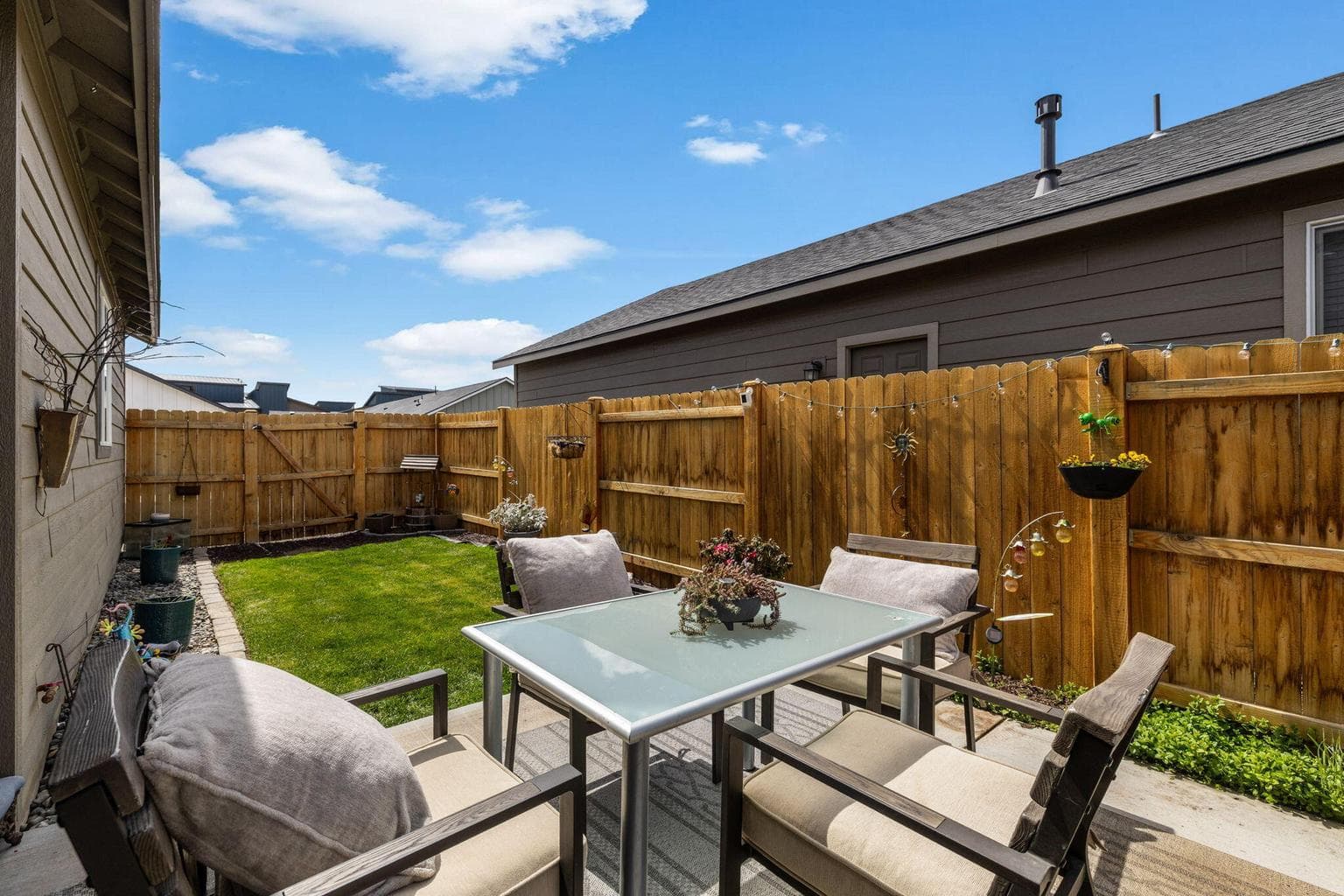 Photo of 3754 SW Metolius Avenue 26 of 29