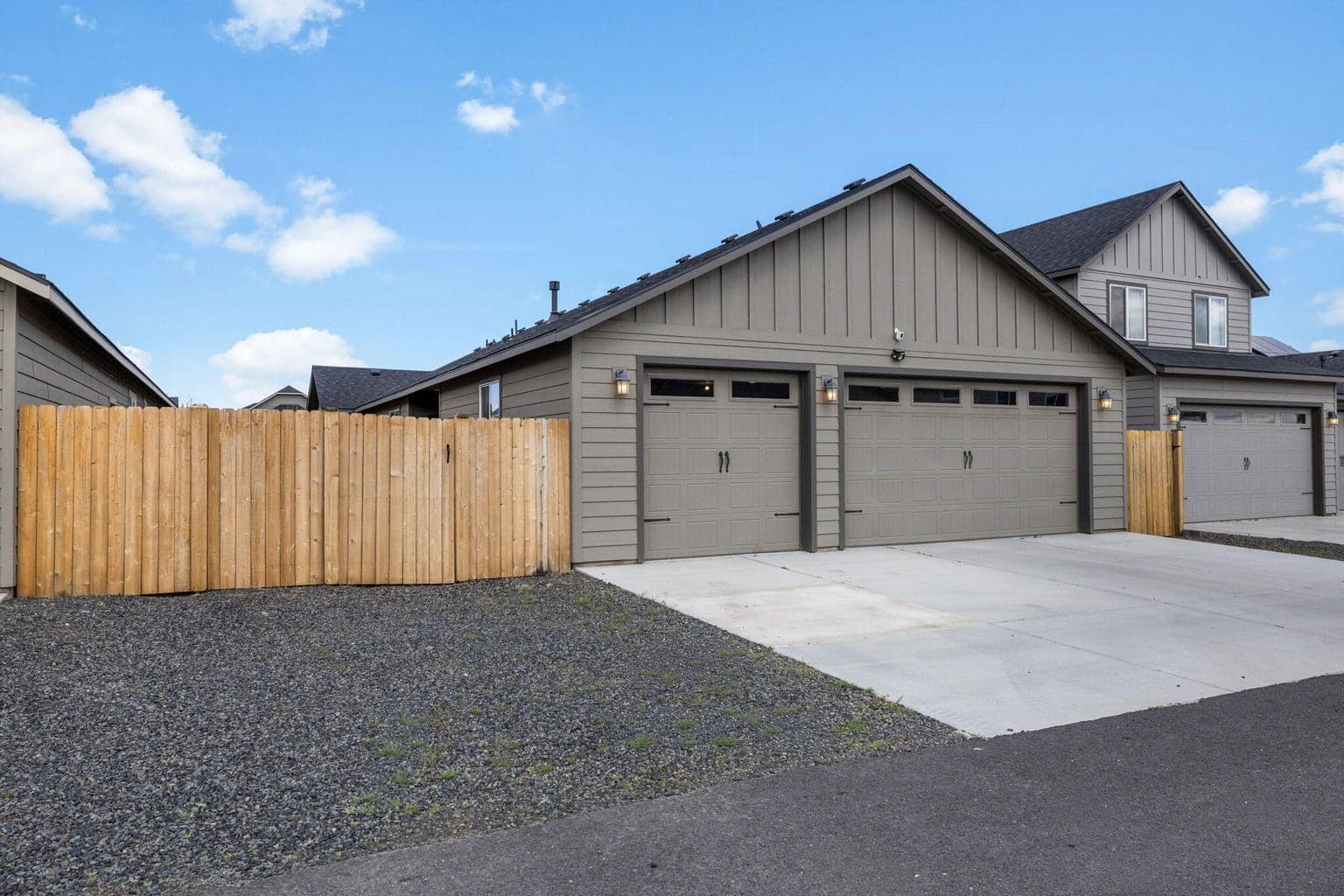 Photo of 3754 SW Metolius Avenue 28 of 29