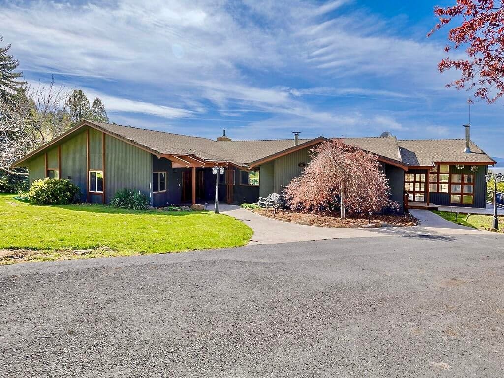 Photo of 1662 Cove Point 2 of 87