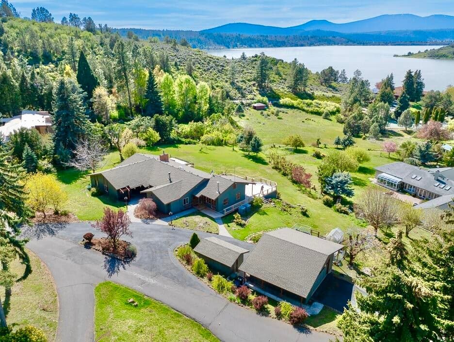 Photo of 1662 Cove Point 3 of 87