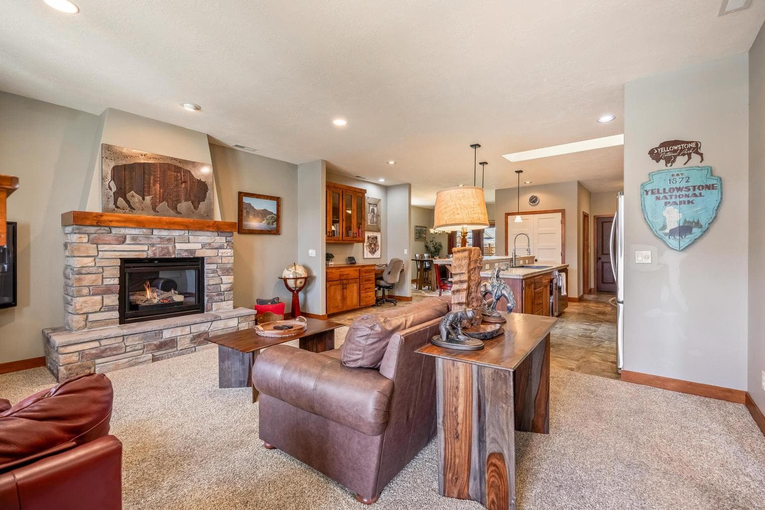 Photo of 1455 Hudspeth 3 of 40