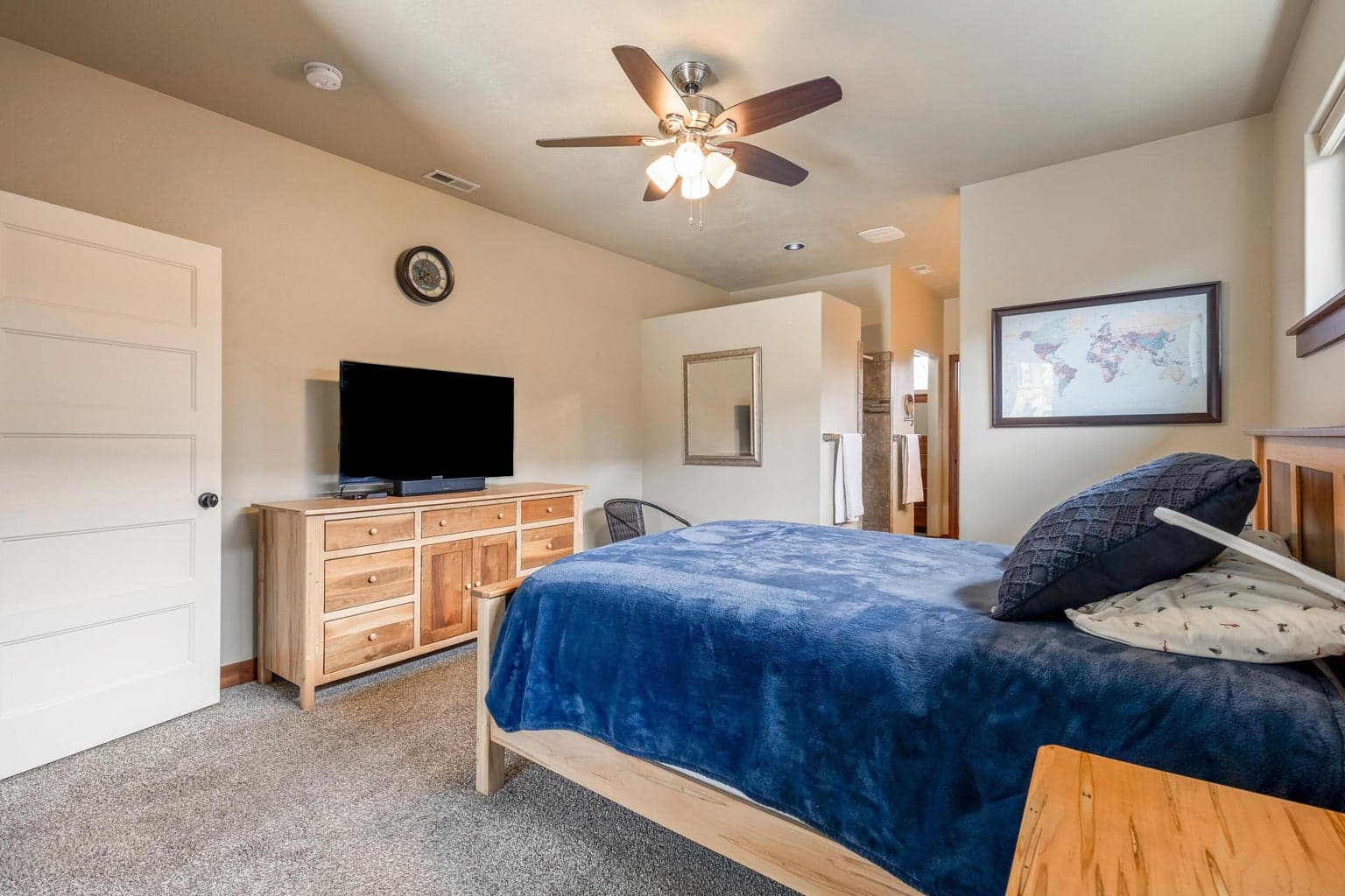 Photo of 1455 NE Hudspeth Road 13 of 40