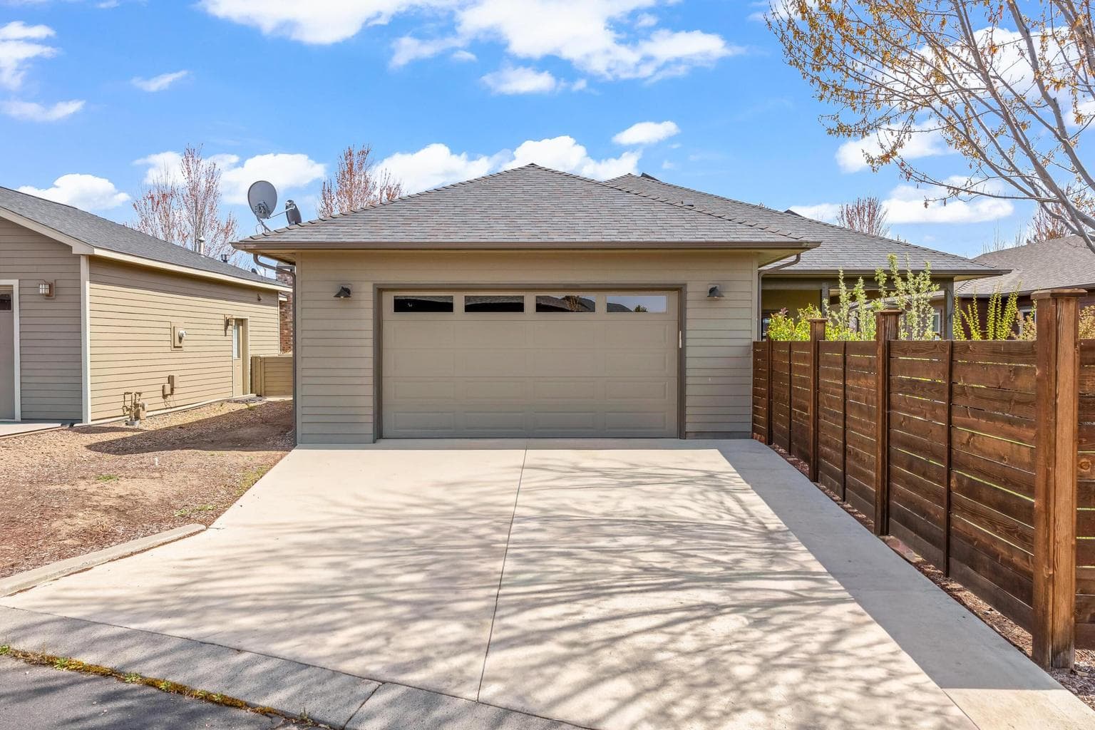 Photo of 1455 NE Hudspeth Road 31 of 40