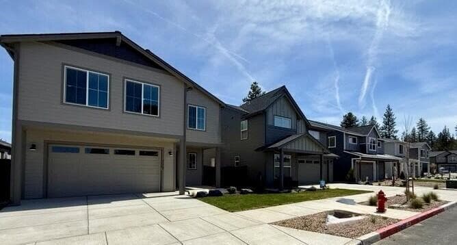 Photo of 61437 SE Daybreak Court 75 of 75