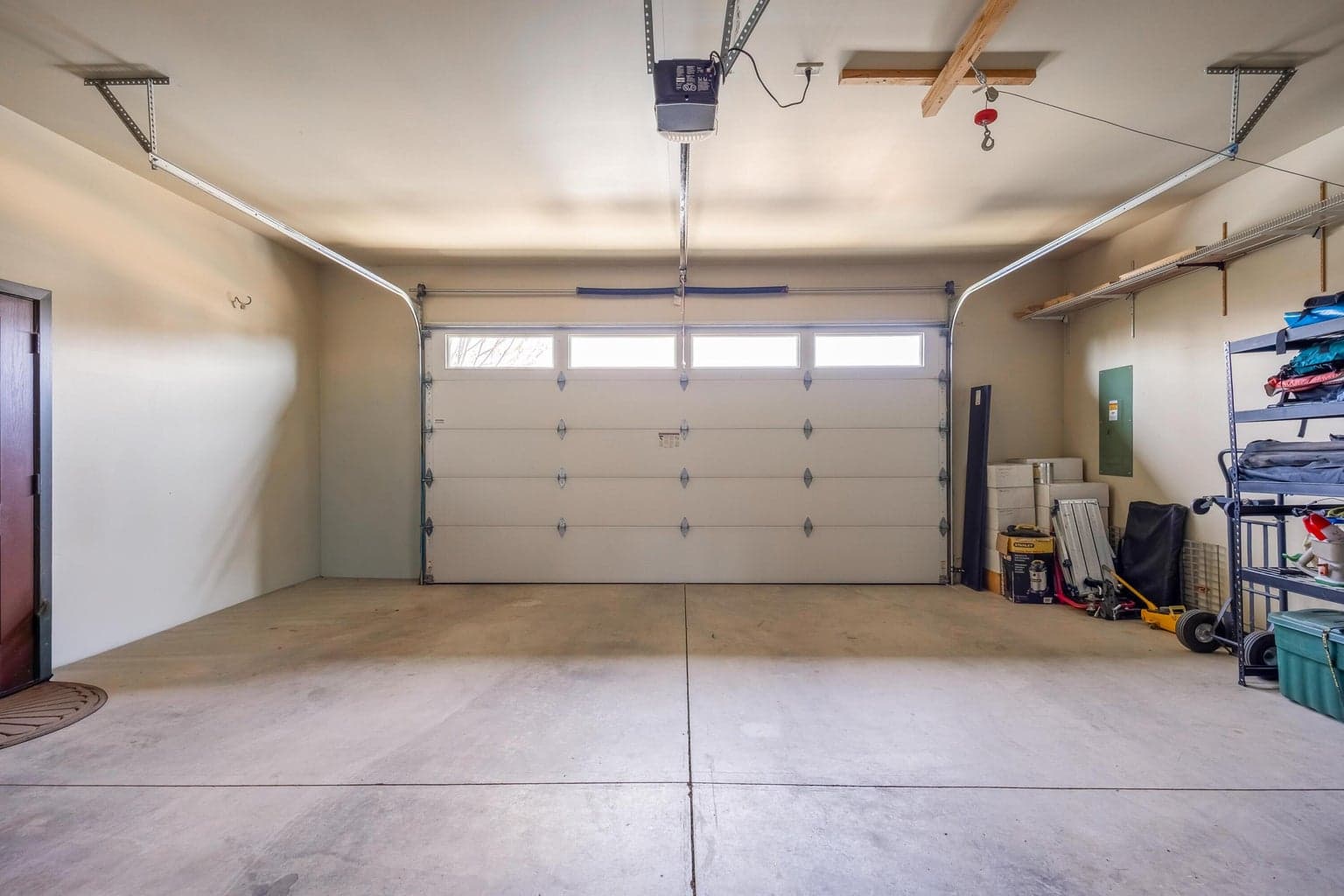 Photo of 1455 NE Hudspeth Road 32 of 40