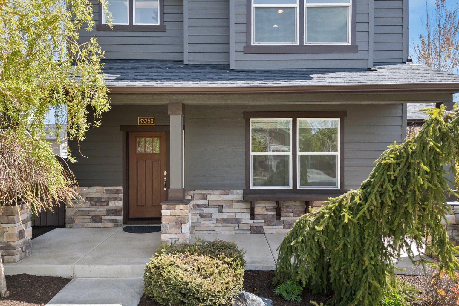 Photo of 63250 Newhall 4 of 47