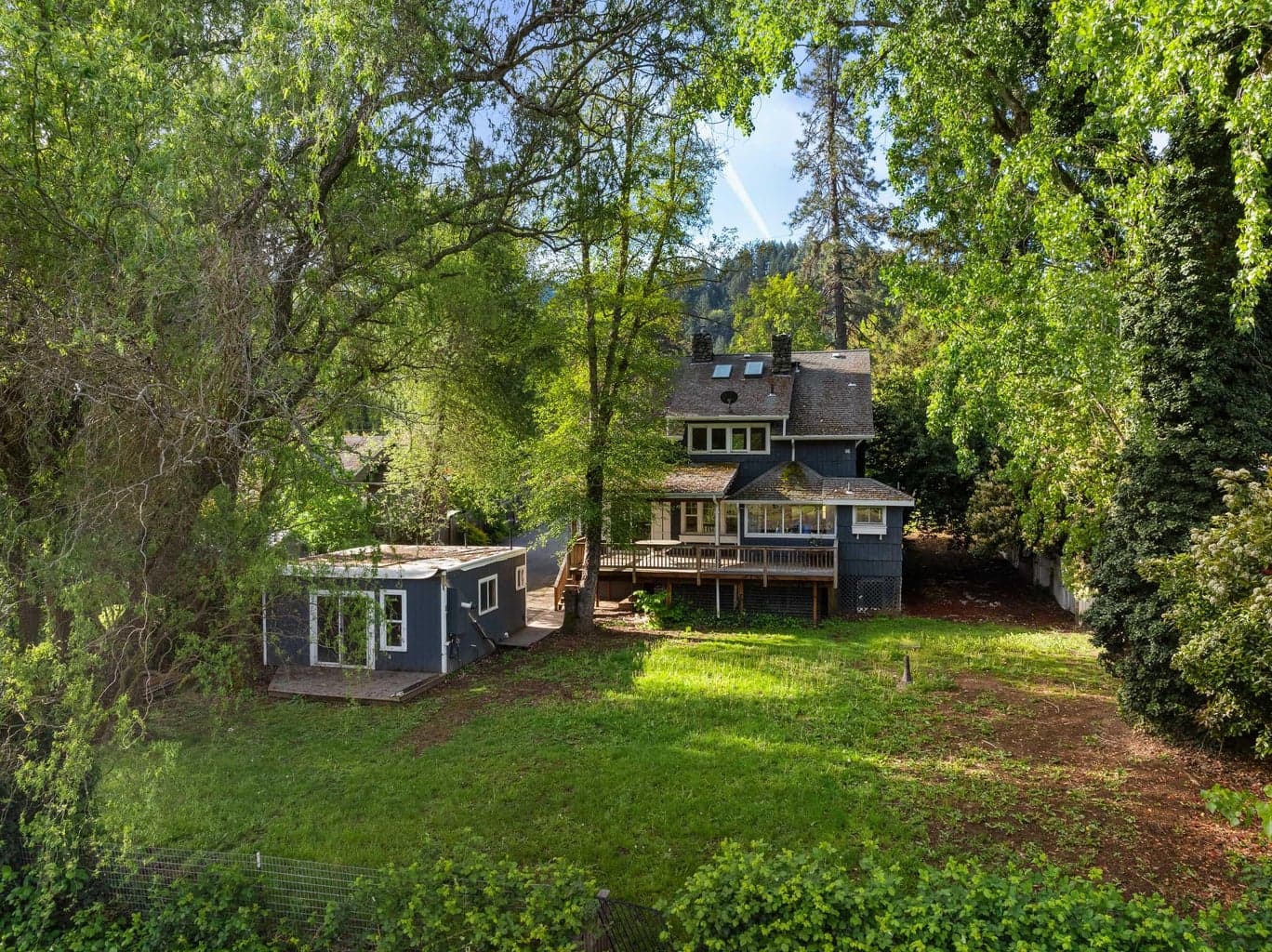 Photo of 6560 Rogue River 5 of 44