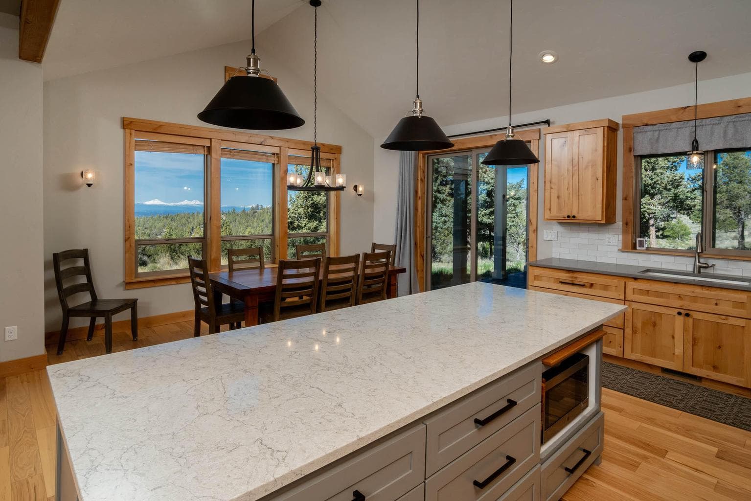 Photo of 7201 NE Johnson Creek Road 6 of 54