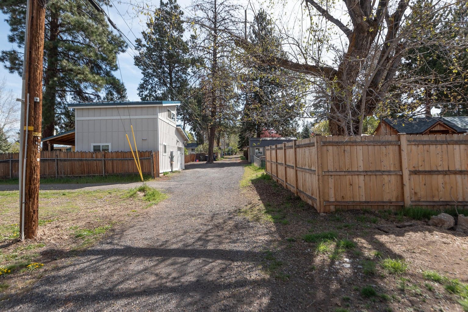 Photo of 642 Seward 3 of 28