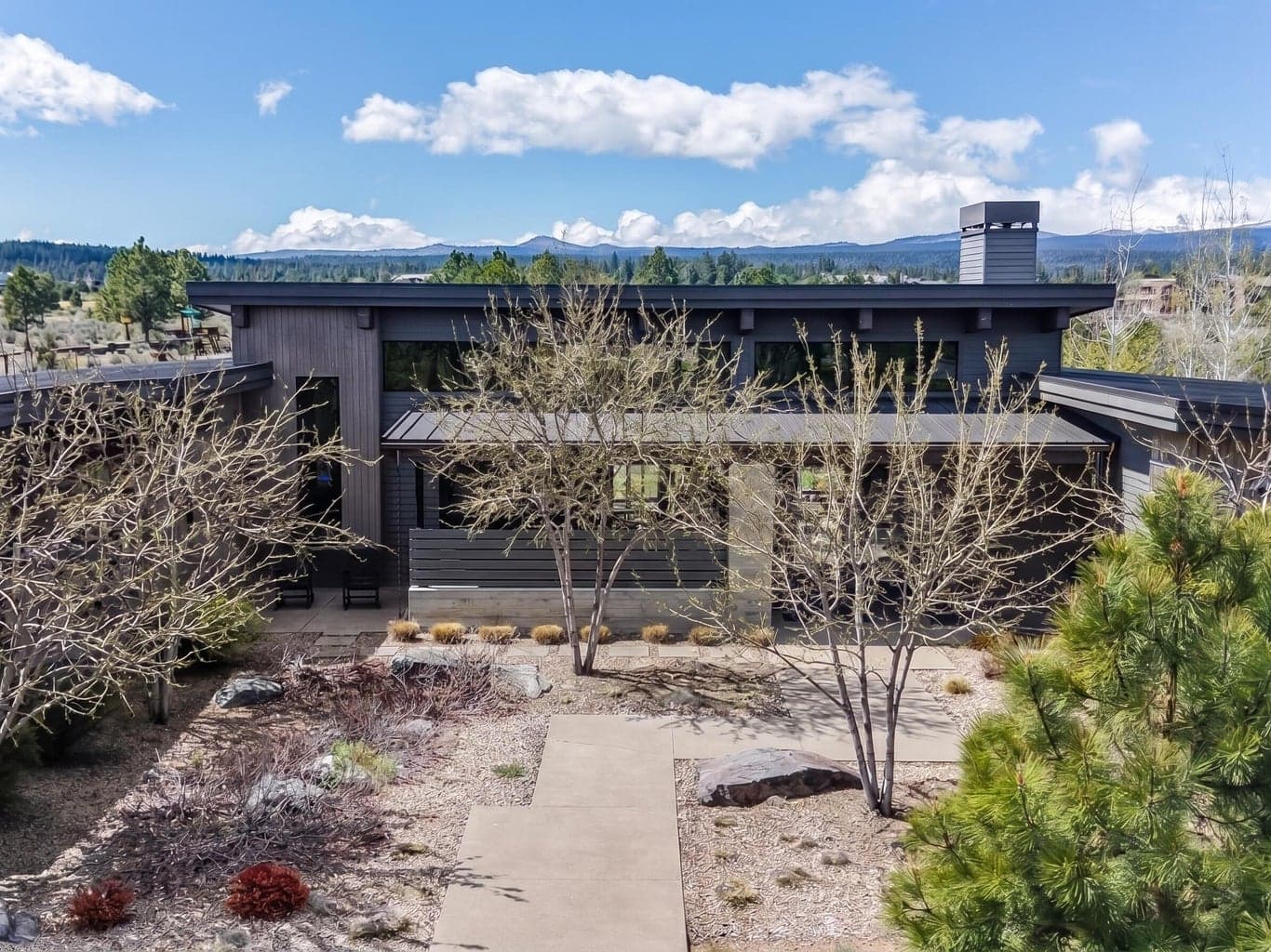 Photo of 61785 Hosmer Lake 2 of 49