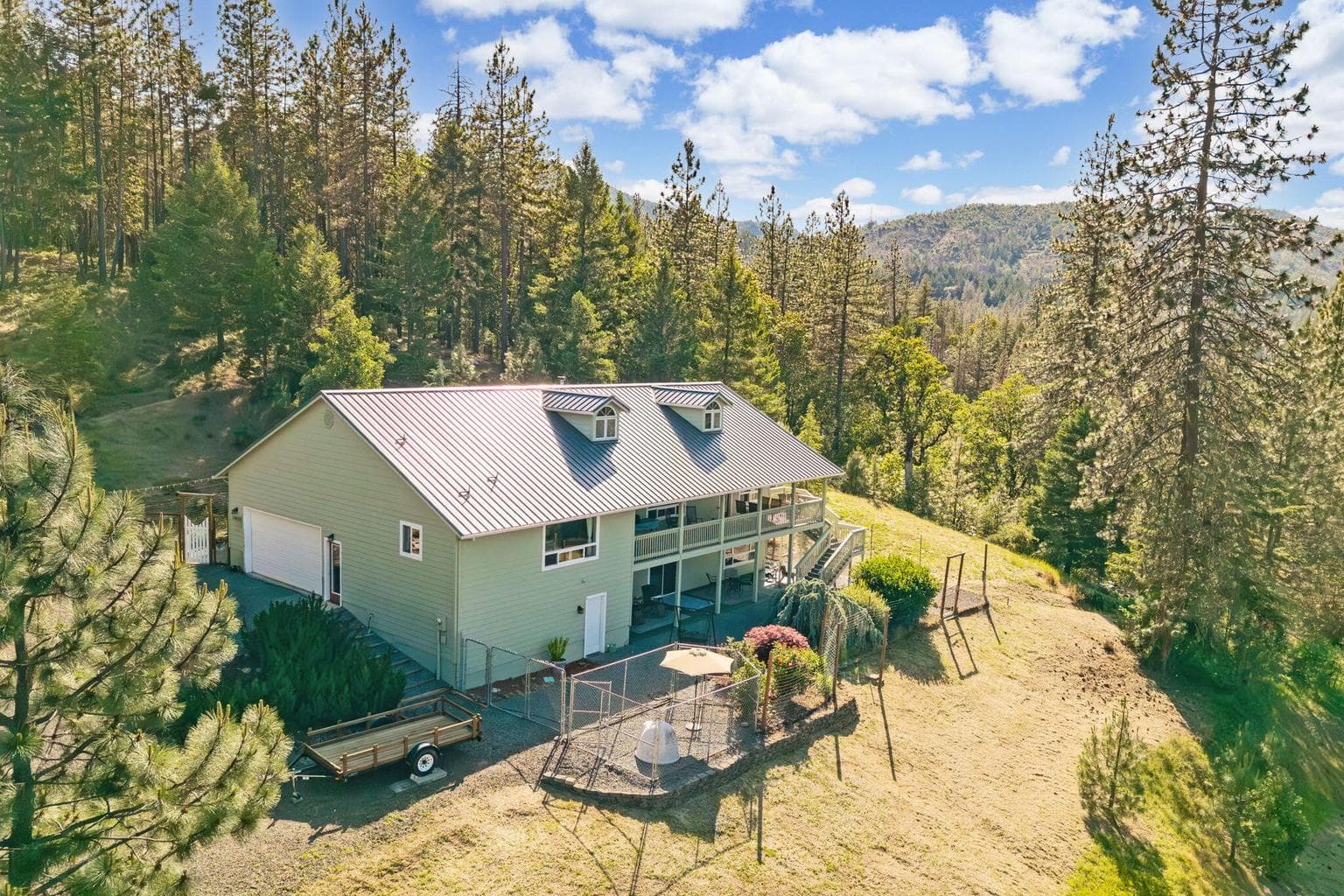 Photo of 16445 Meadows 2 of 42