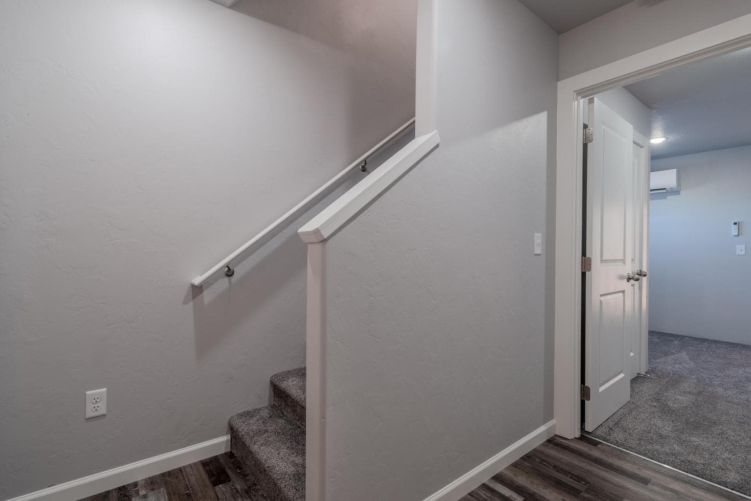 Photo of 7890 28th 2 of 14