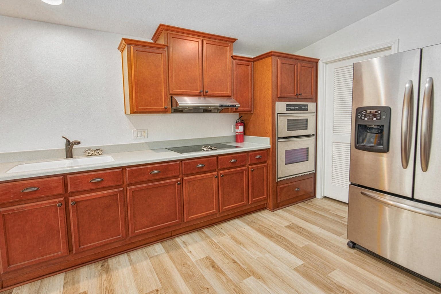 Photo of 212 Martin 5 of 23