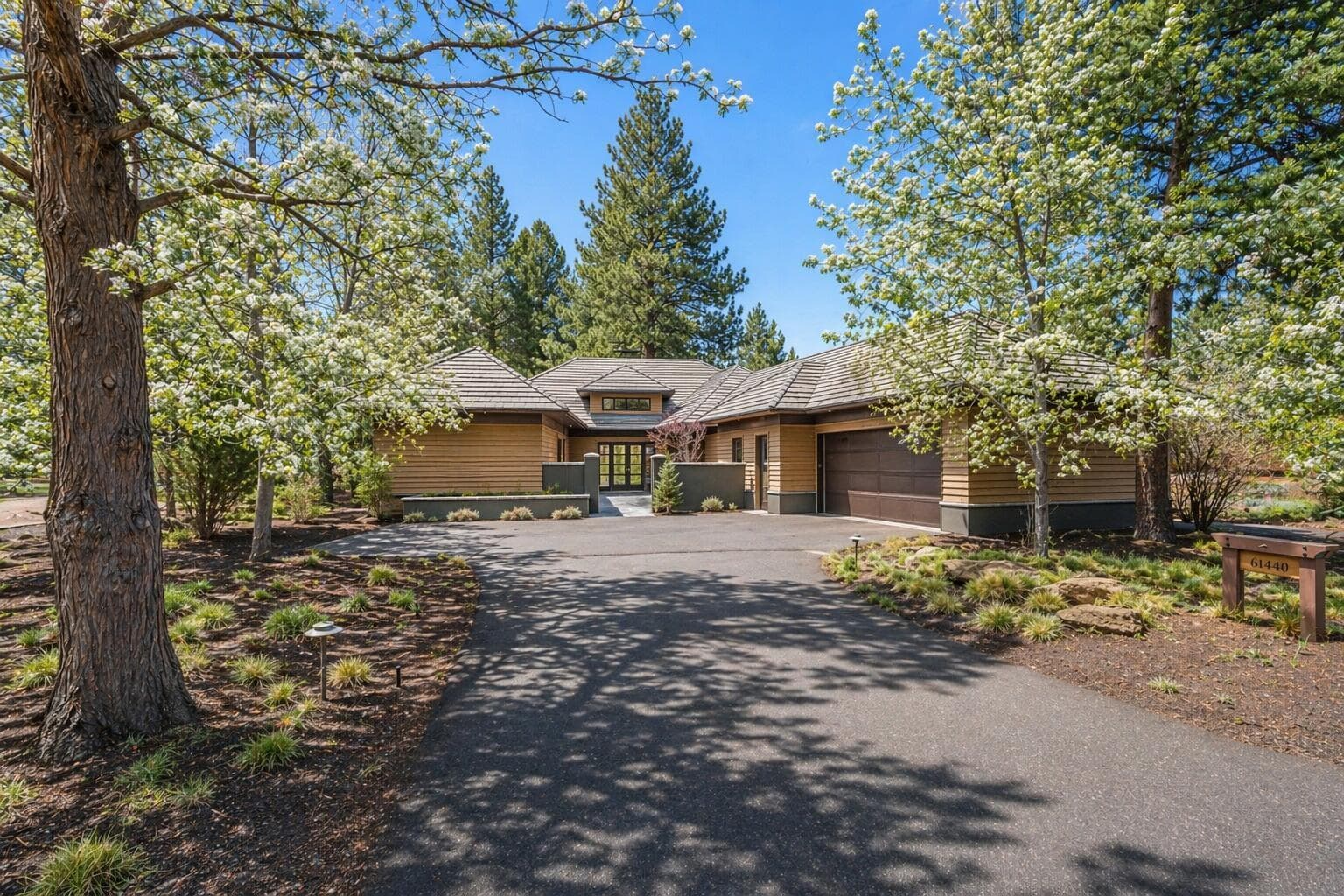 61440 Tam McArthur, Bend, OR, 97702 property photo