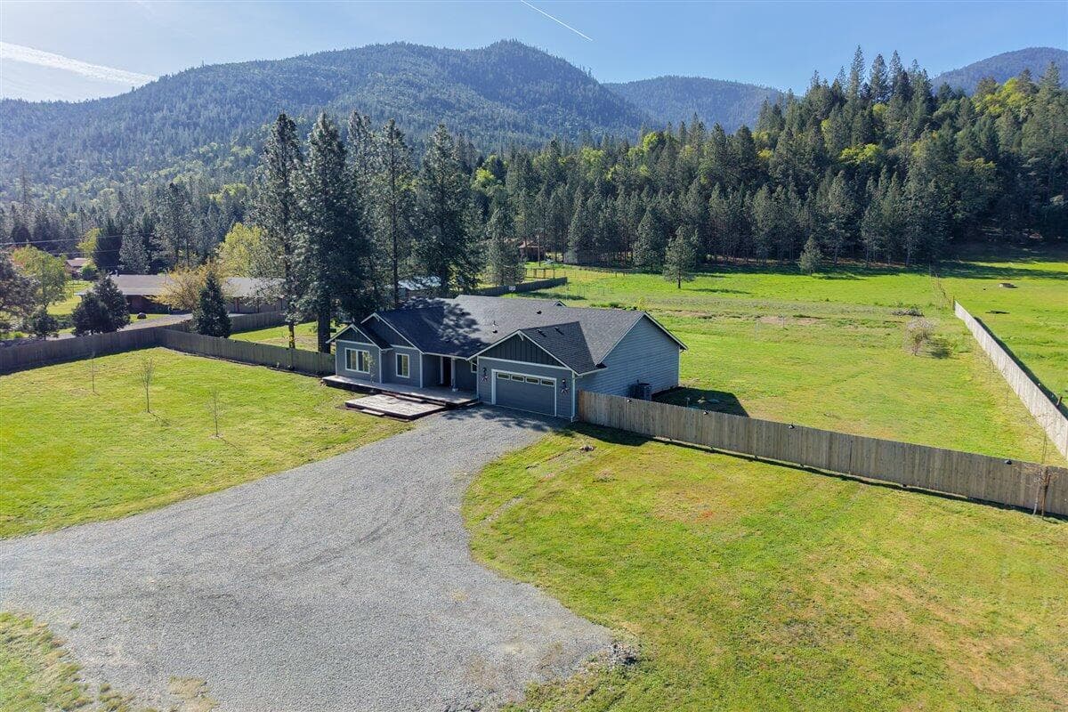 Photo of 2355 Fish Hatchery 3 of 37