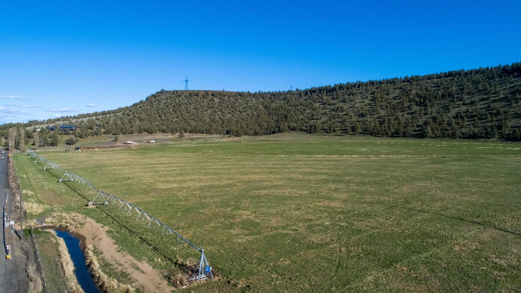 Photo of 1001 NW Oneil Highway 14 of 14