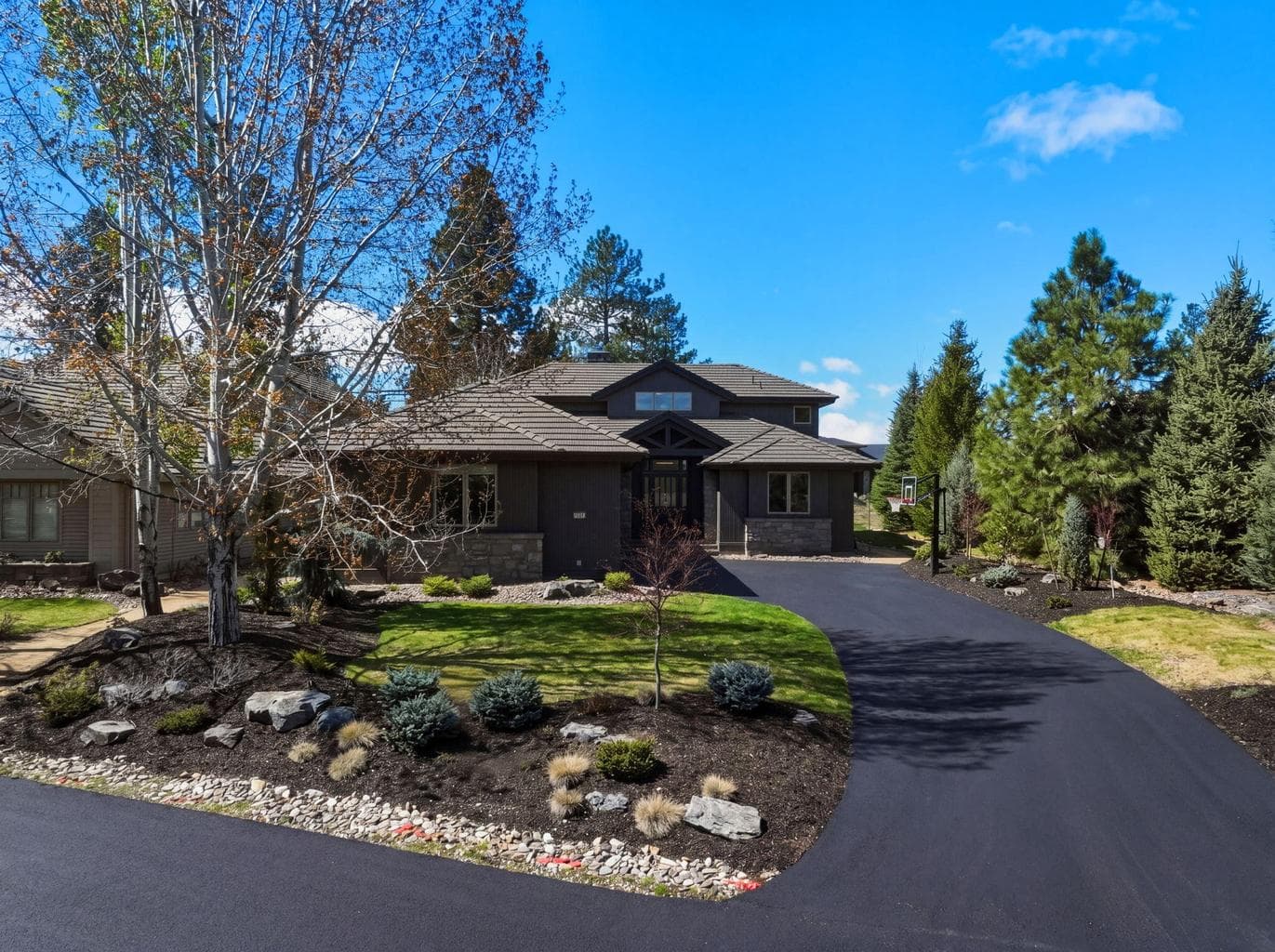 Photo of 61807 Fall Creek 1 of 39