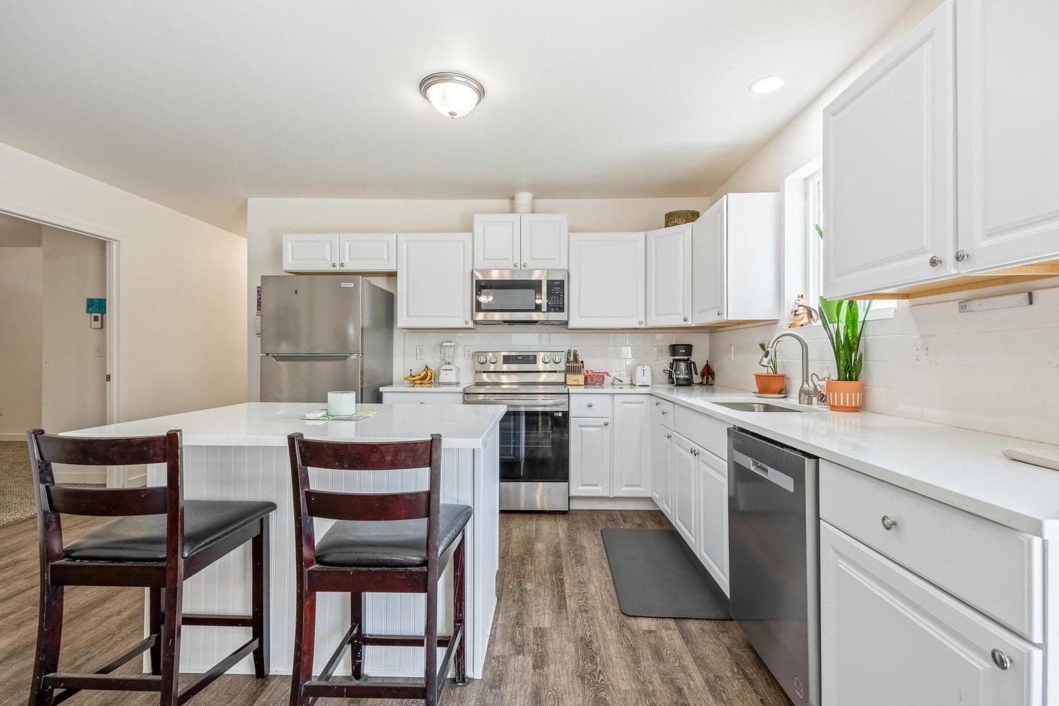 Photo of 745 SW Madison Street 8 of 25