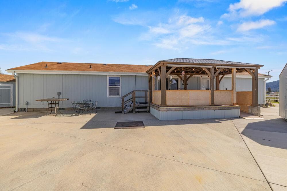 Photo of 32315 Modoc Point 4 of 71