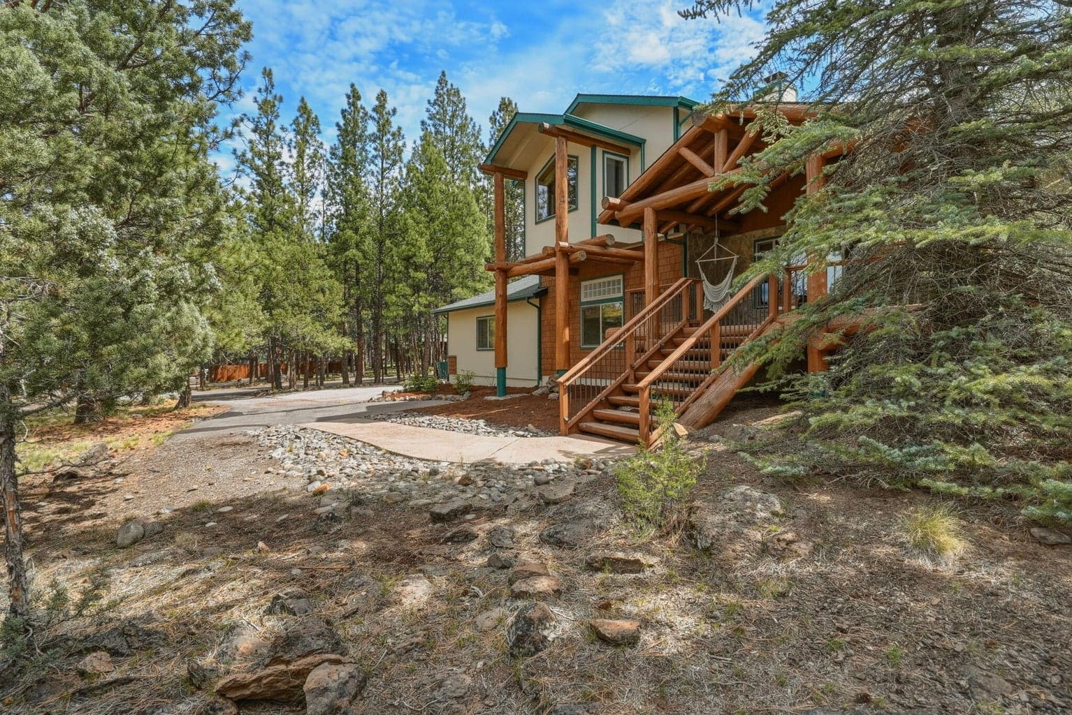 Photo of 63375 Saddleback 3 of 81