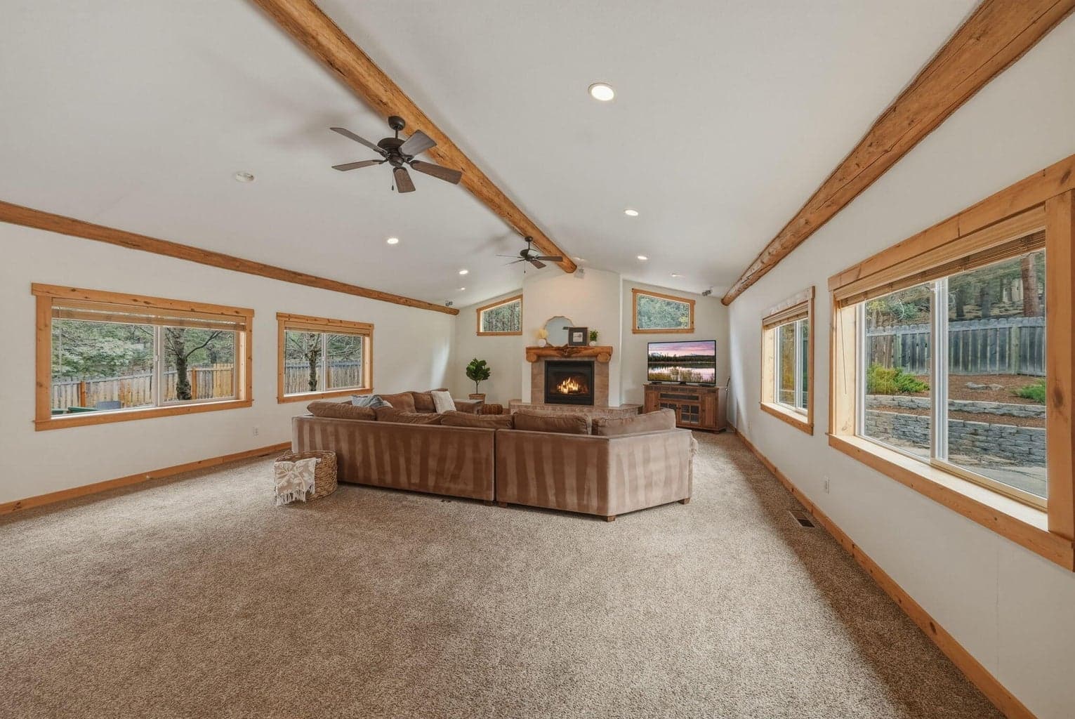 Photo of 63375 Saddleback Drive 23 of 81