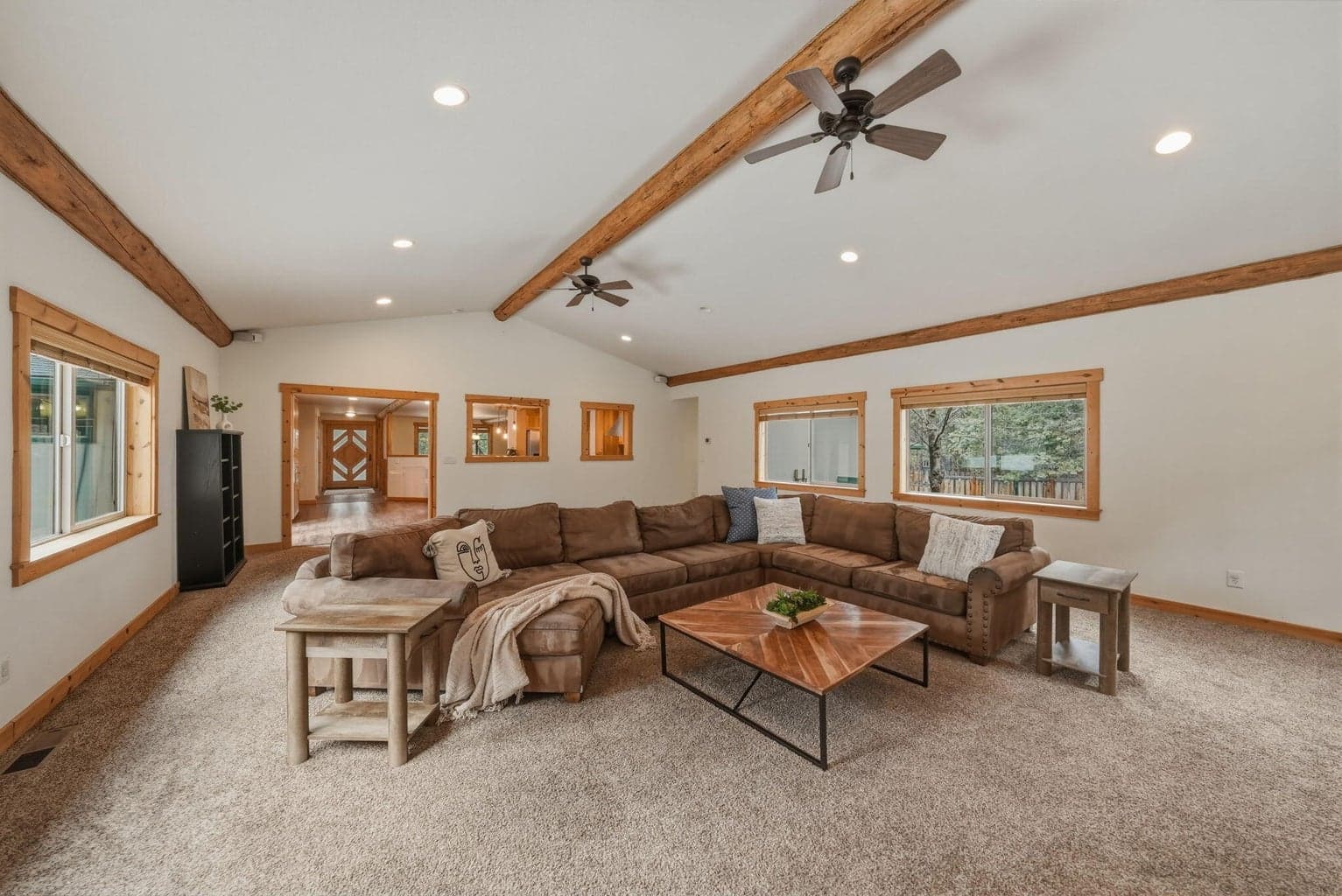 Photo of 63375 Saddleback Drive 28 of 81