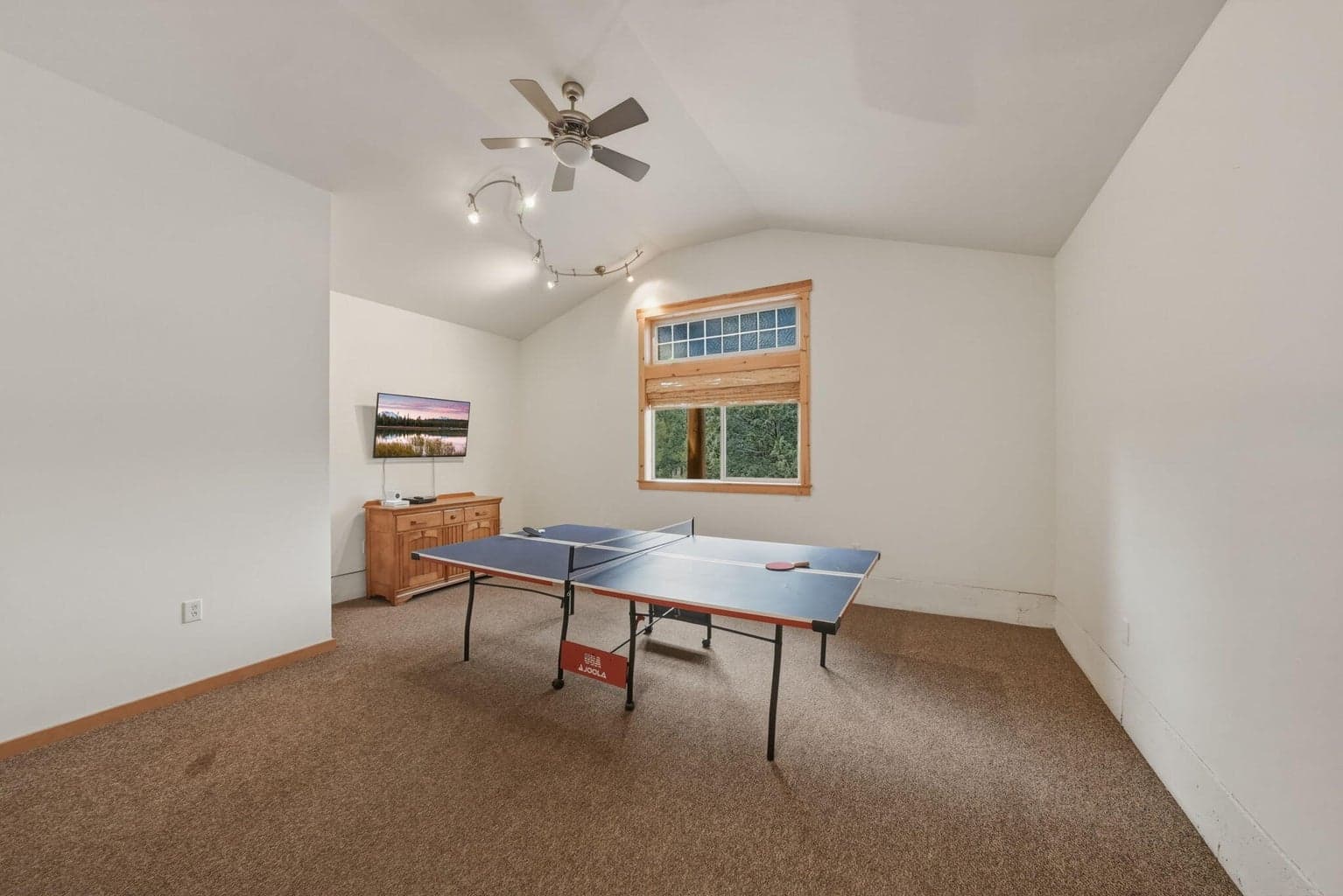 Photo of 63375 Saddleback Drive 46 of 81