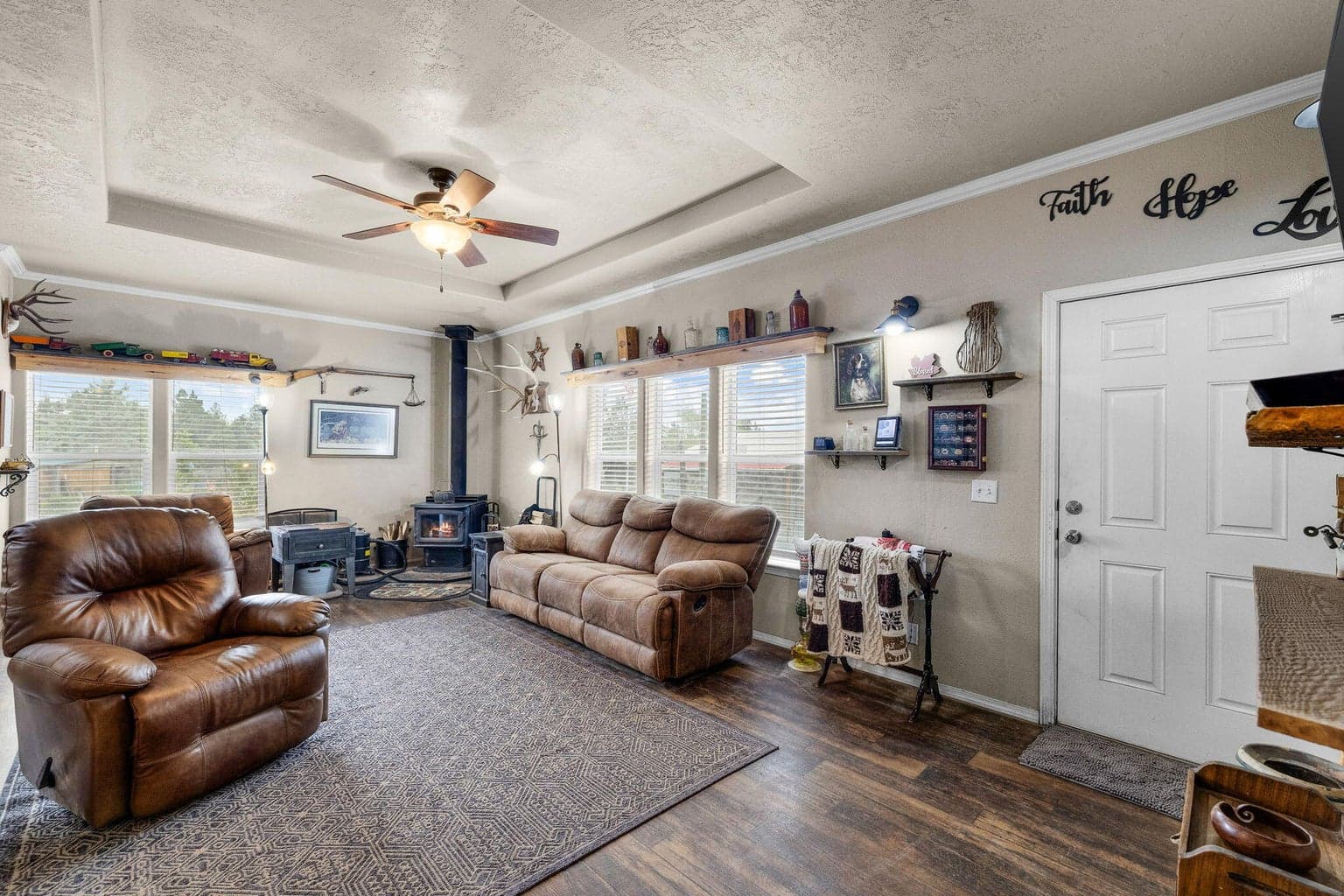 Photo of 7944 Sandy 4 of 57