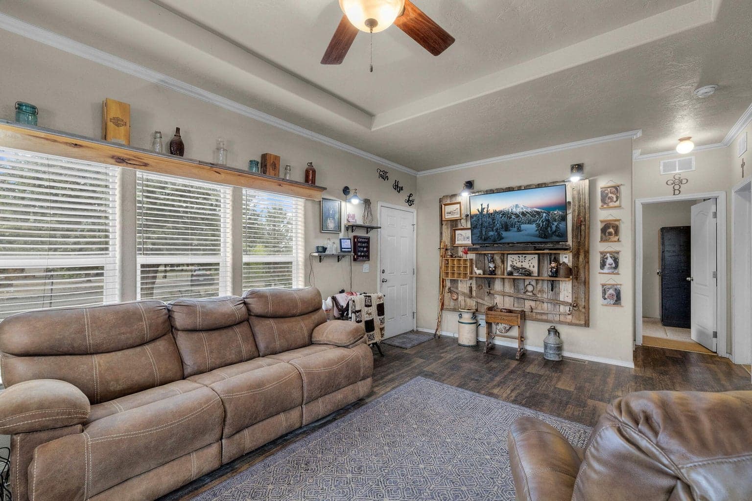 Photo of 7944 Sandy 5 of 57