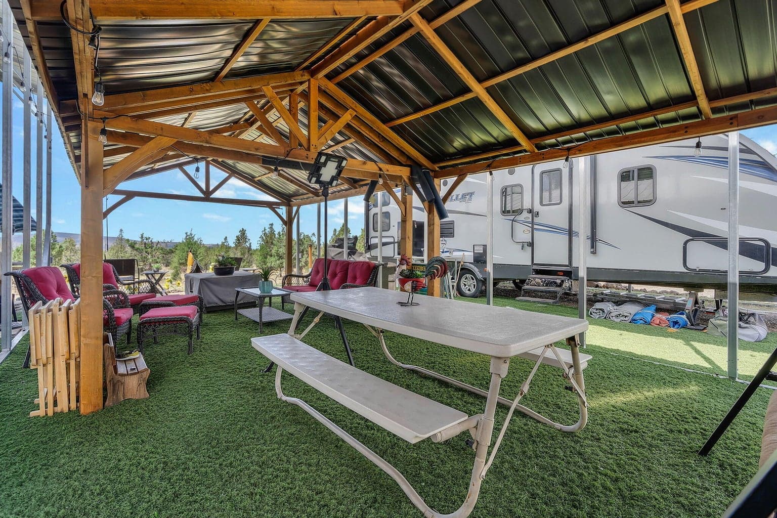 Photo of 14945 Paiute 2 of 33