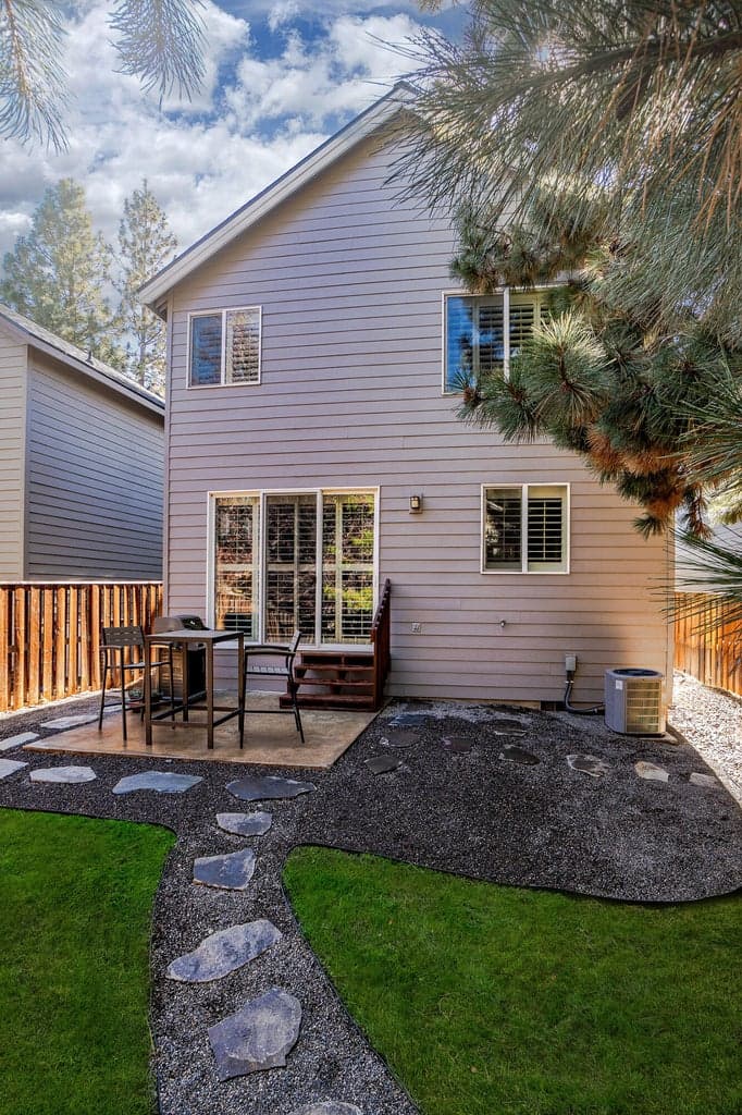 Photo of 19548 Salmonberry Court 18 of 30