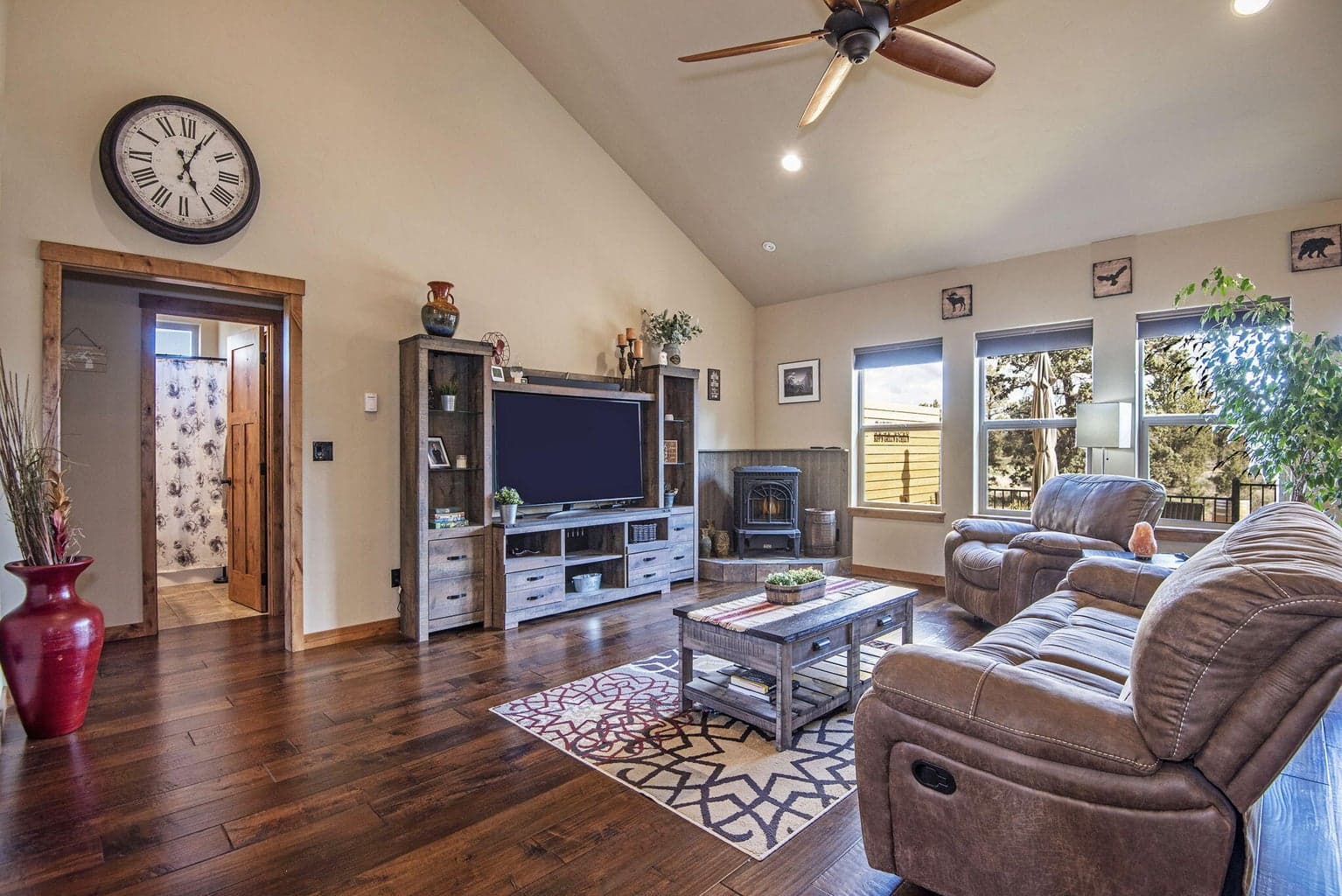 Photo of 63170 Fremont Road 9 of 43