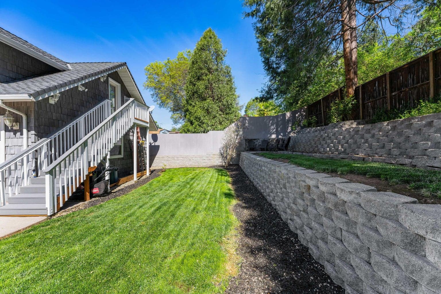 Photo of 1679 Terrace 4 of 40