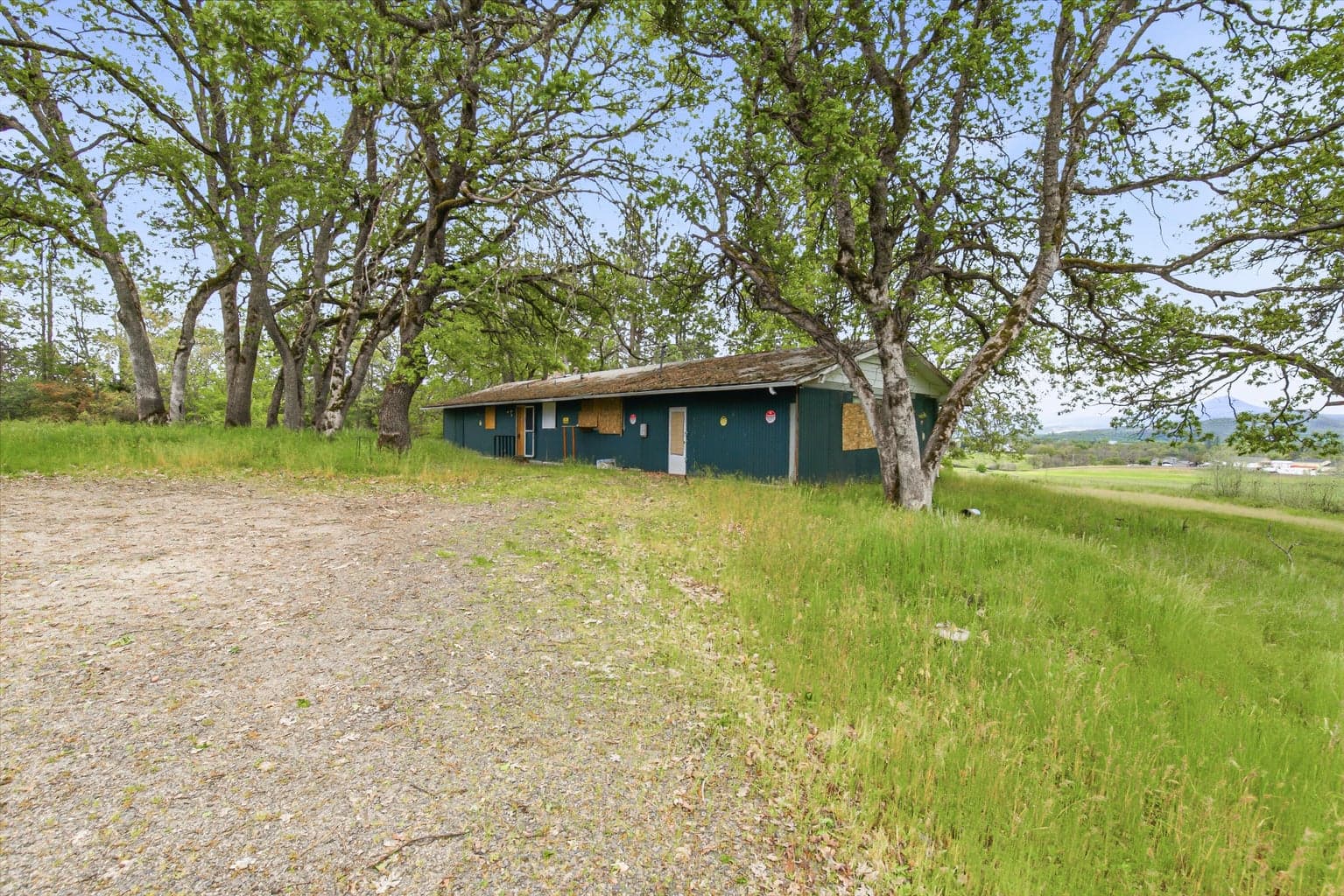 Photo of 620 Vista Park 2 of 26