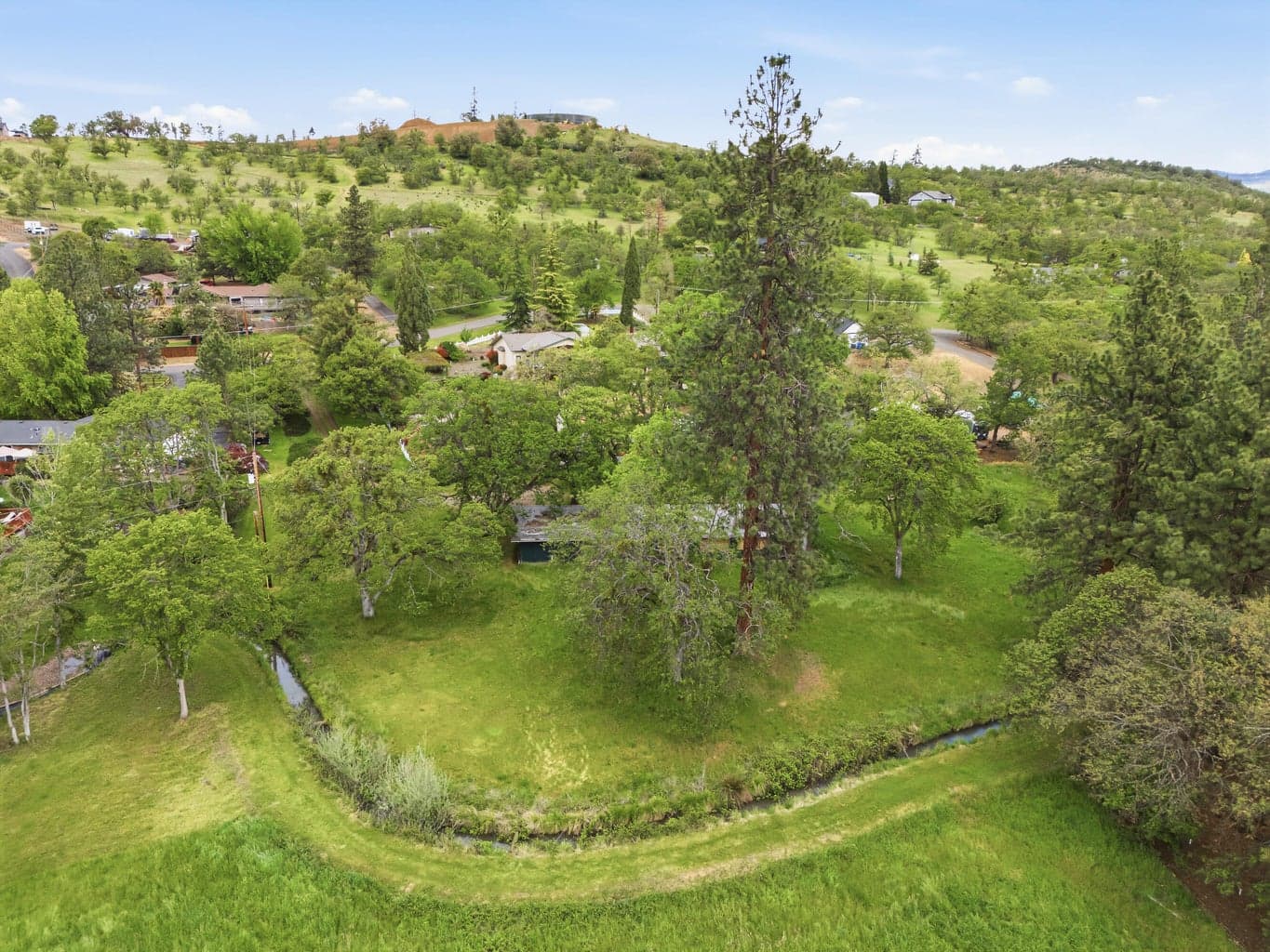 Photo of 620 Vista Park 5 of 26