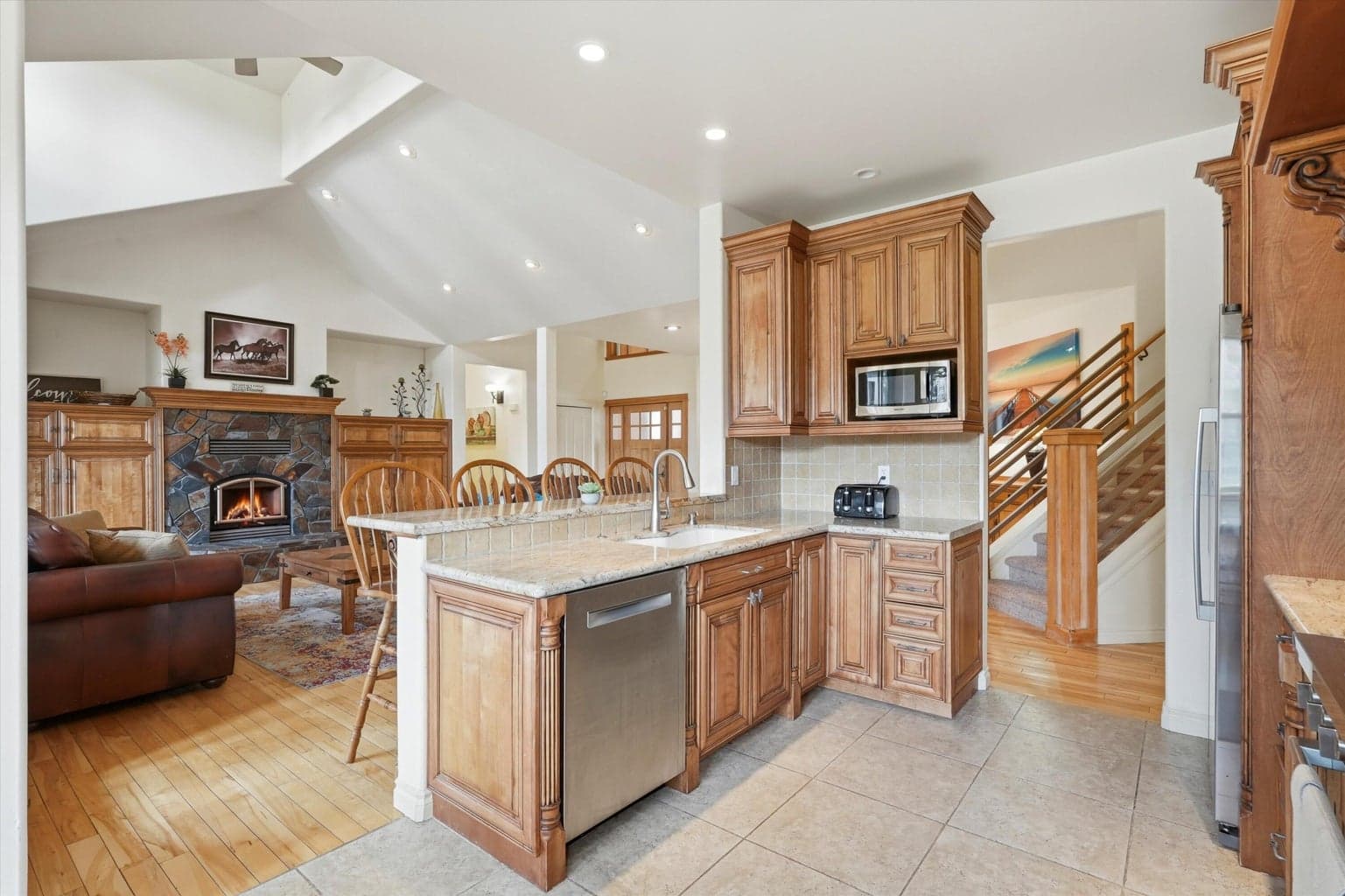 Photo of 17179 Island Loop Way 14 of 48