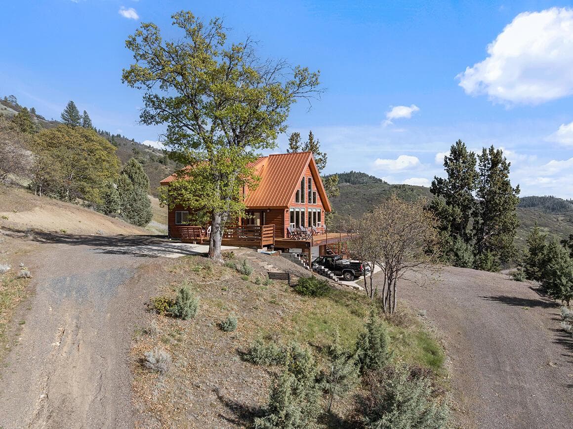 Photo of 12673 Highway 99 4 of 51