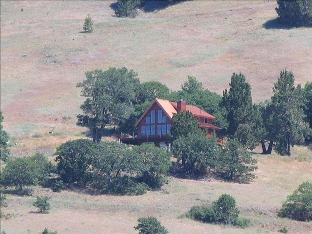 12673 Highway 99