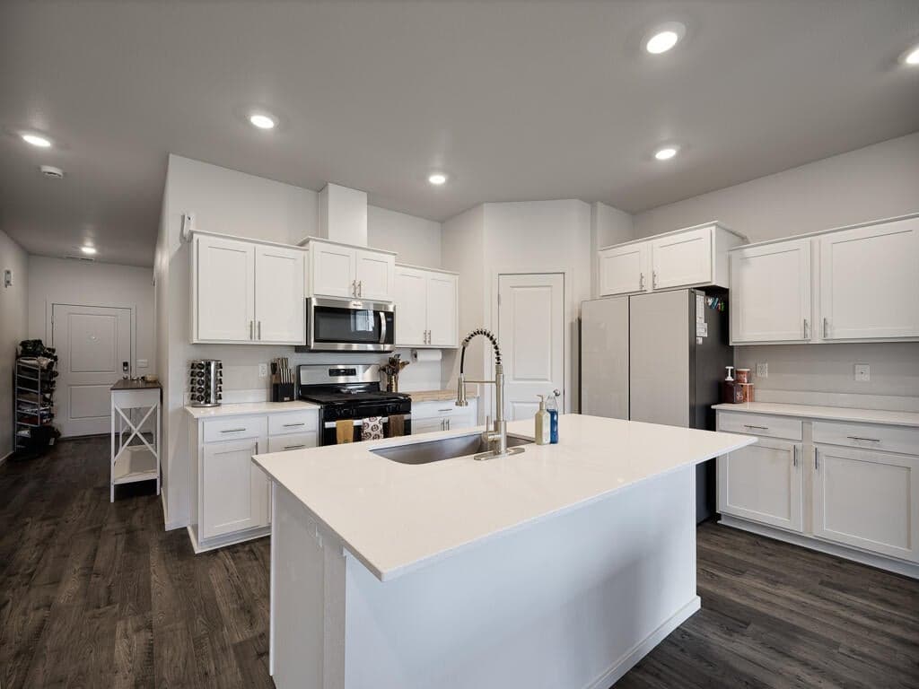 Photo of 5229 Amberview 4 of 21