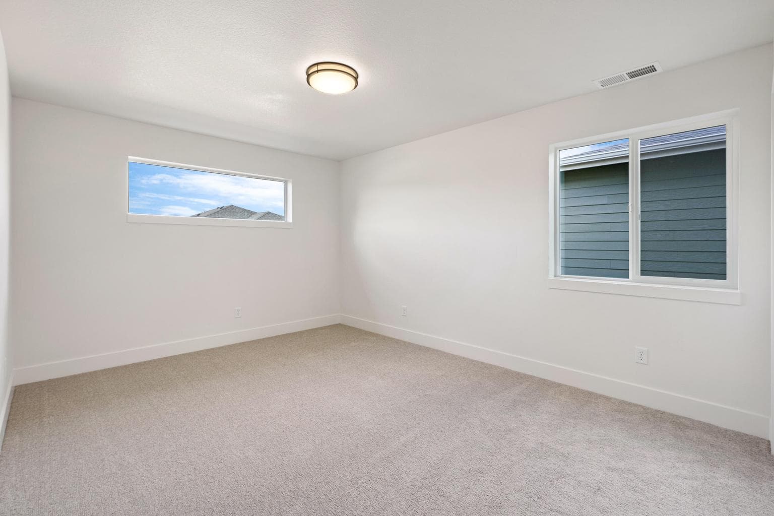 Photo of 21158 NE Beall Drive 27 of 32