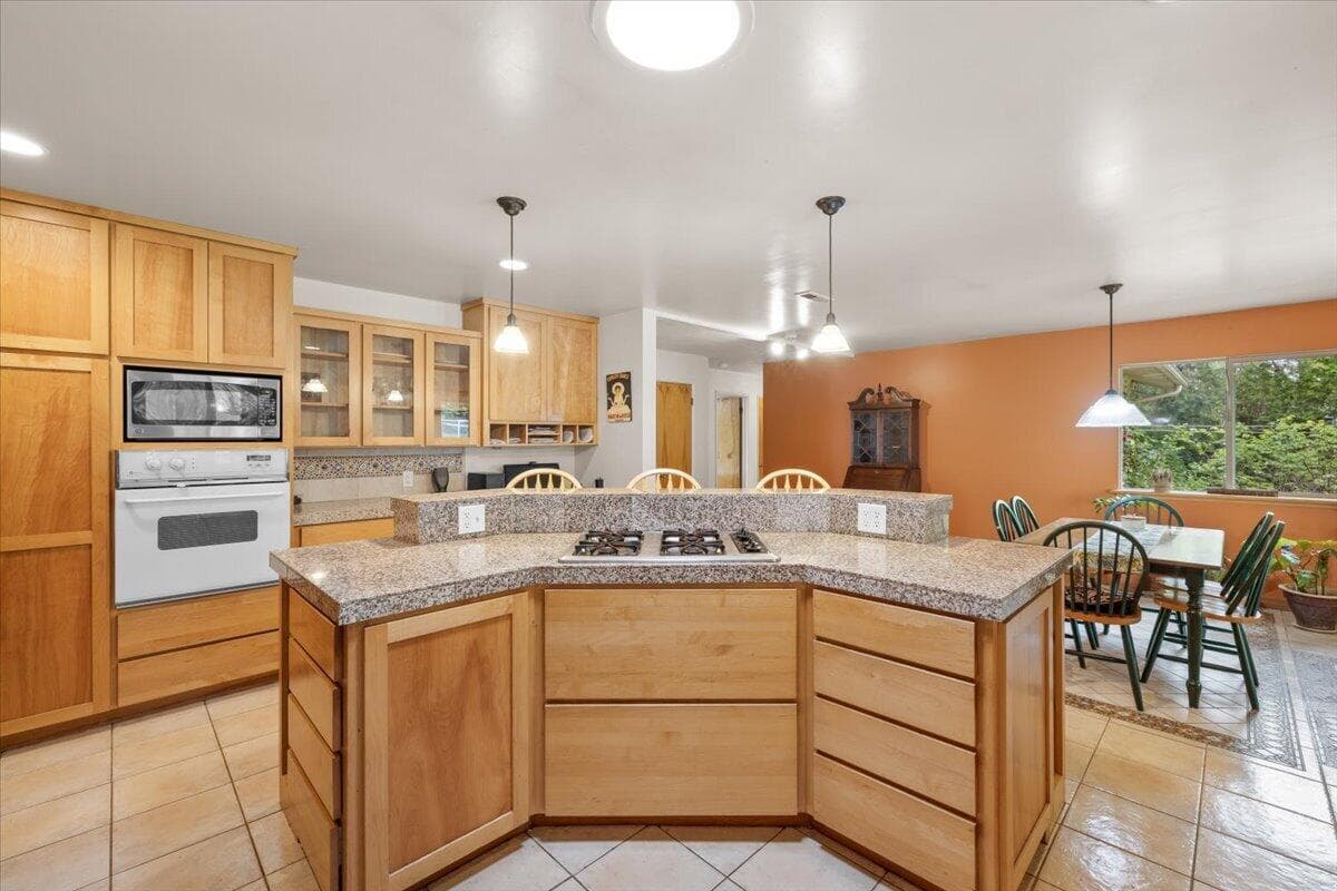 Photo of 3307 Freeland 5 of 33