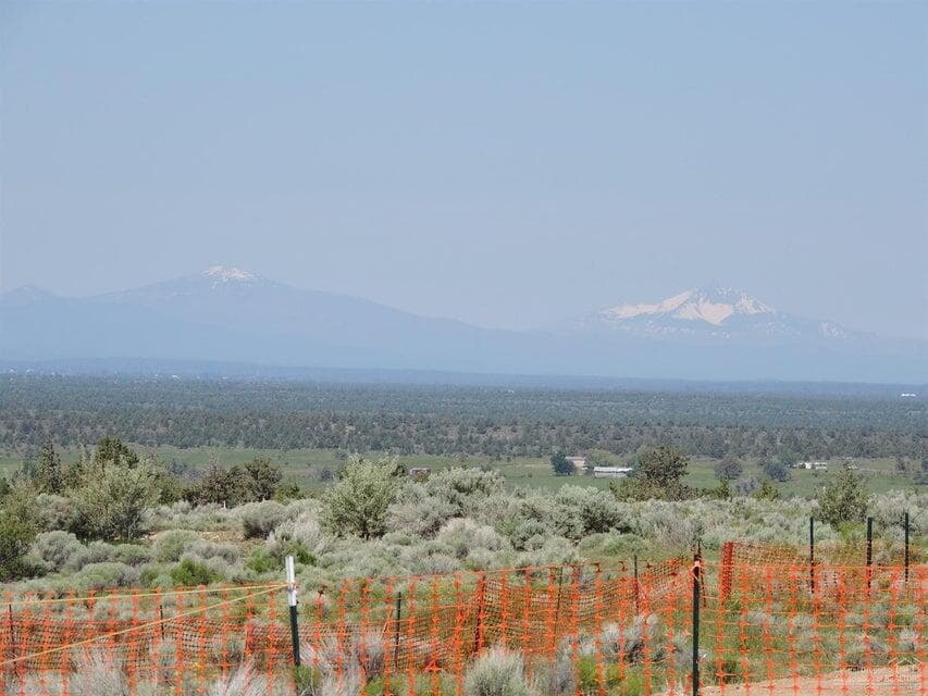 Photo of S Brasada Ranch Road 7 of 25