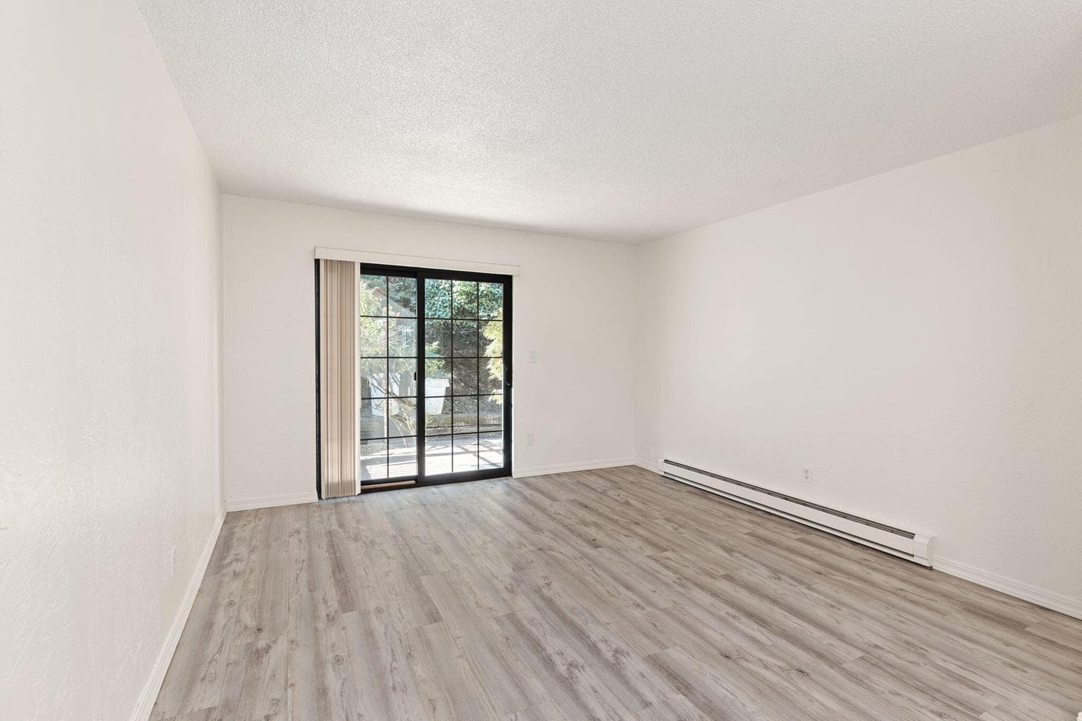 Photo of 495 Chestnut 5 of 25