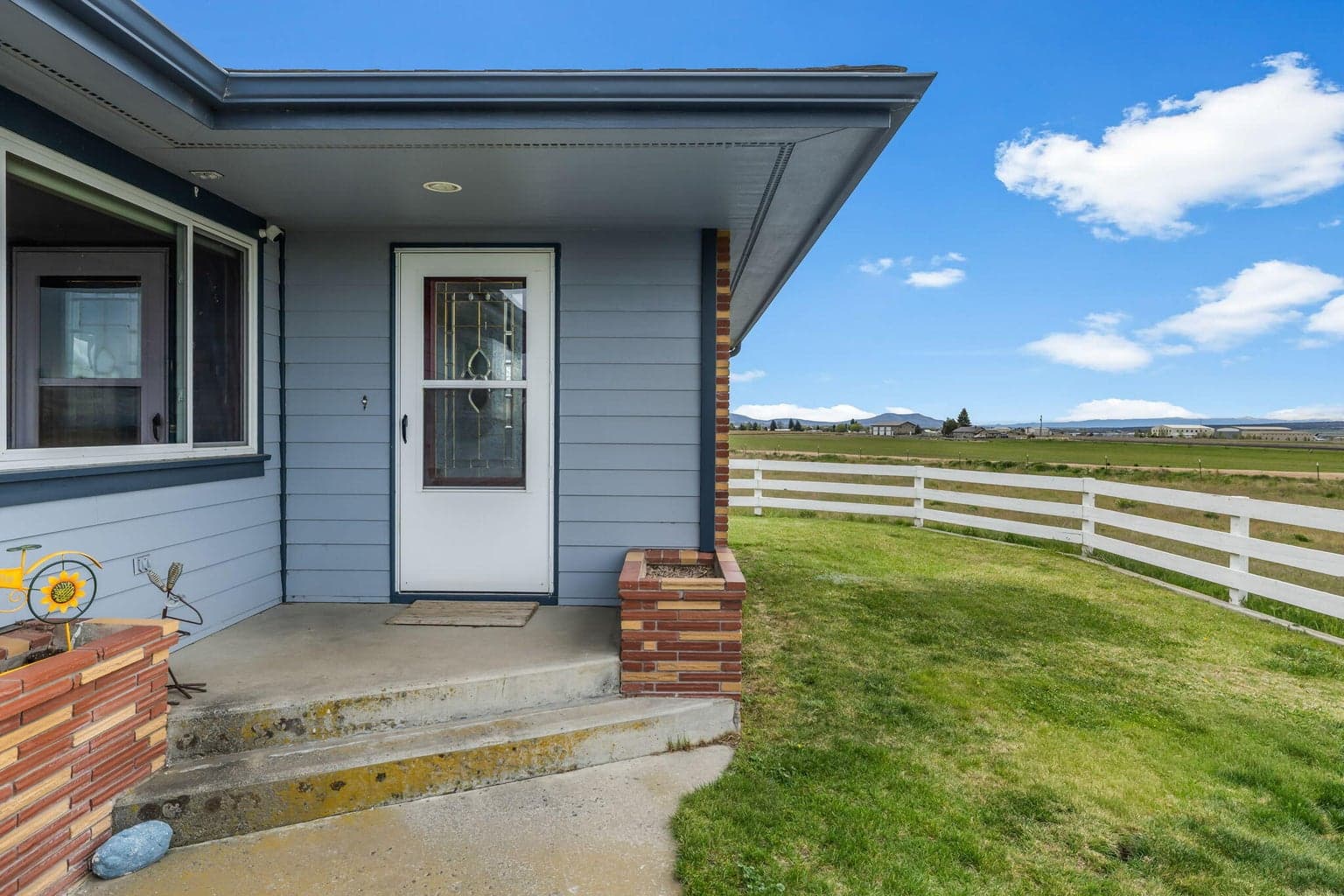 Photo of 501 Dogwood 4 of 53